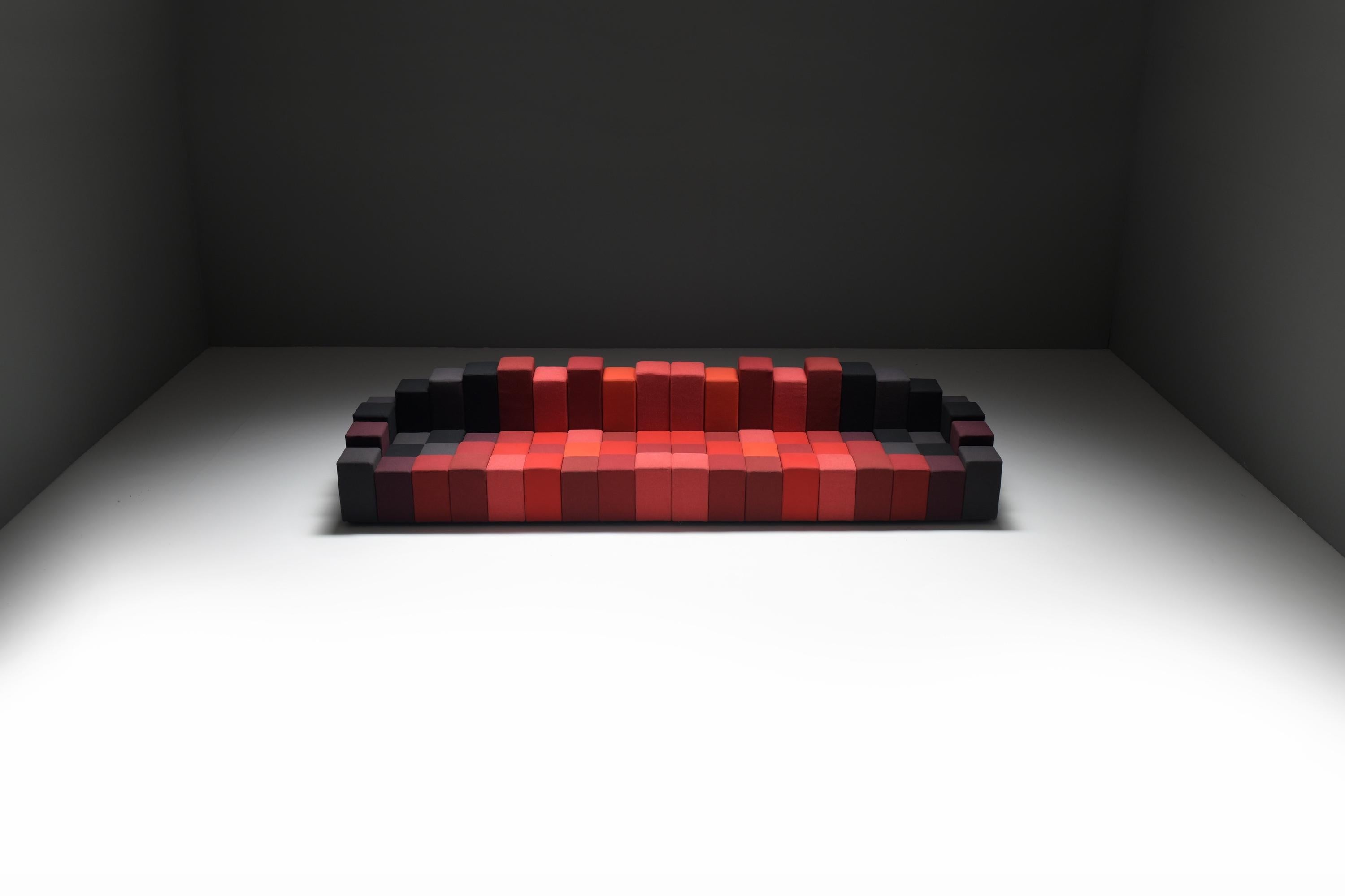 Mid-Century moderno Rarissimo, splendido e coloratissimo Divano italiano Do-Lo-Rez di Ron Arad per Moroso in vendita