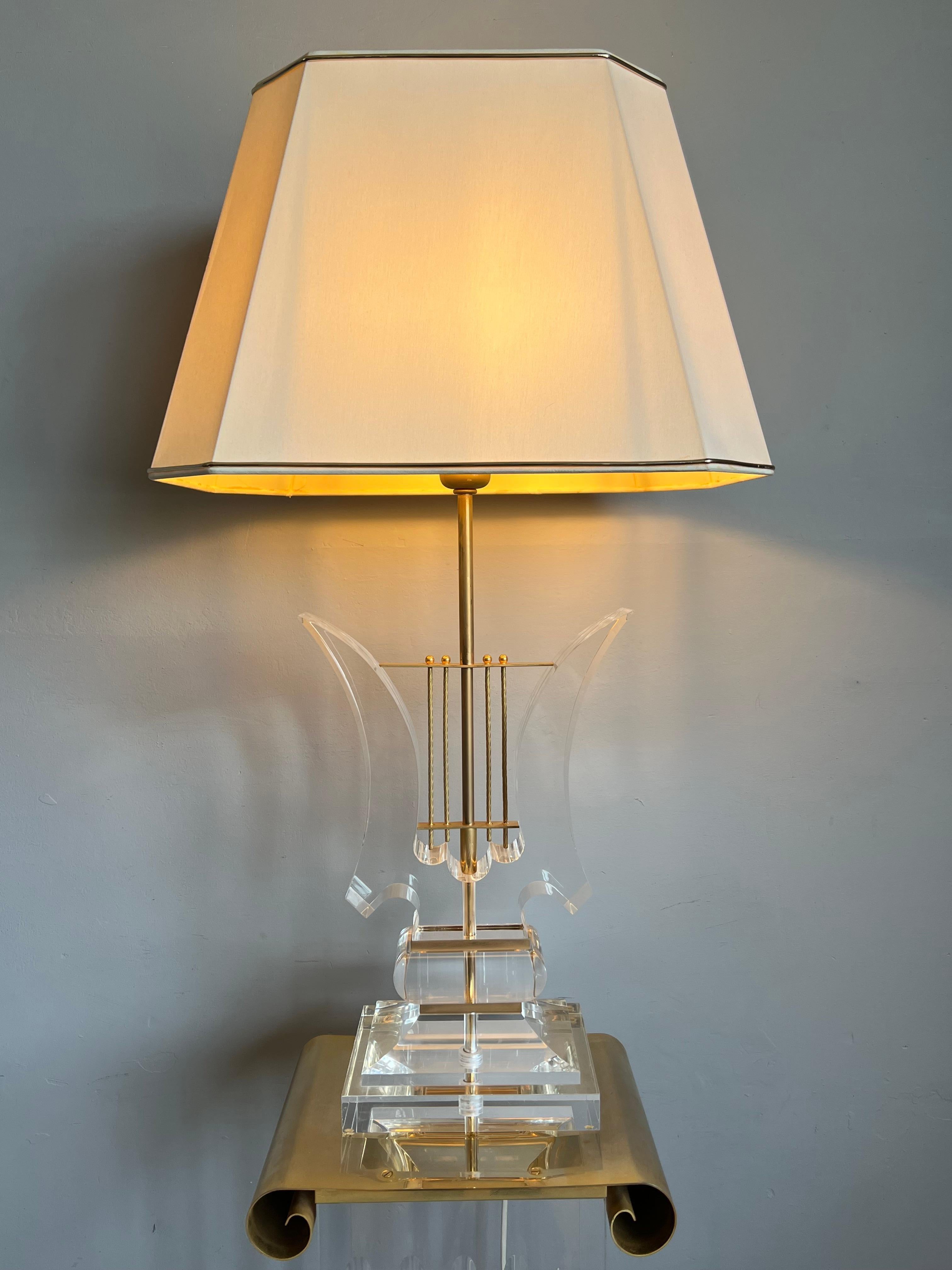  Rare & Stunning Mid Century Modern Lucite and Brass Pedestal Floor Lamp / Light For Sale 8
