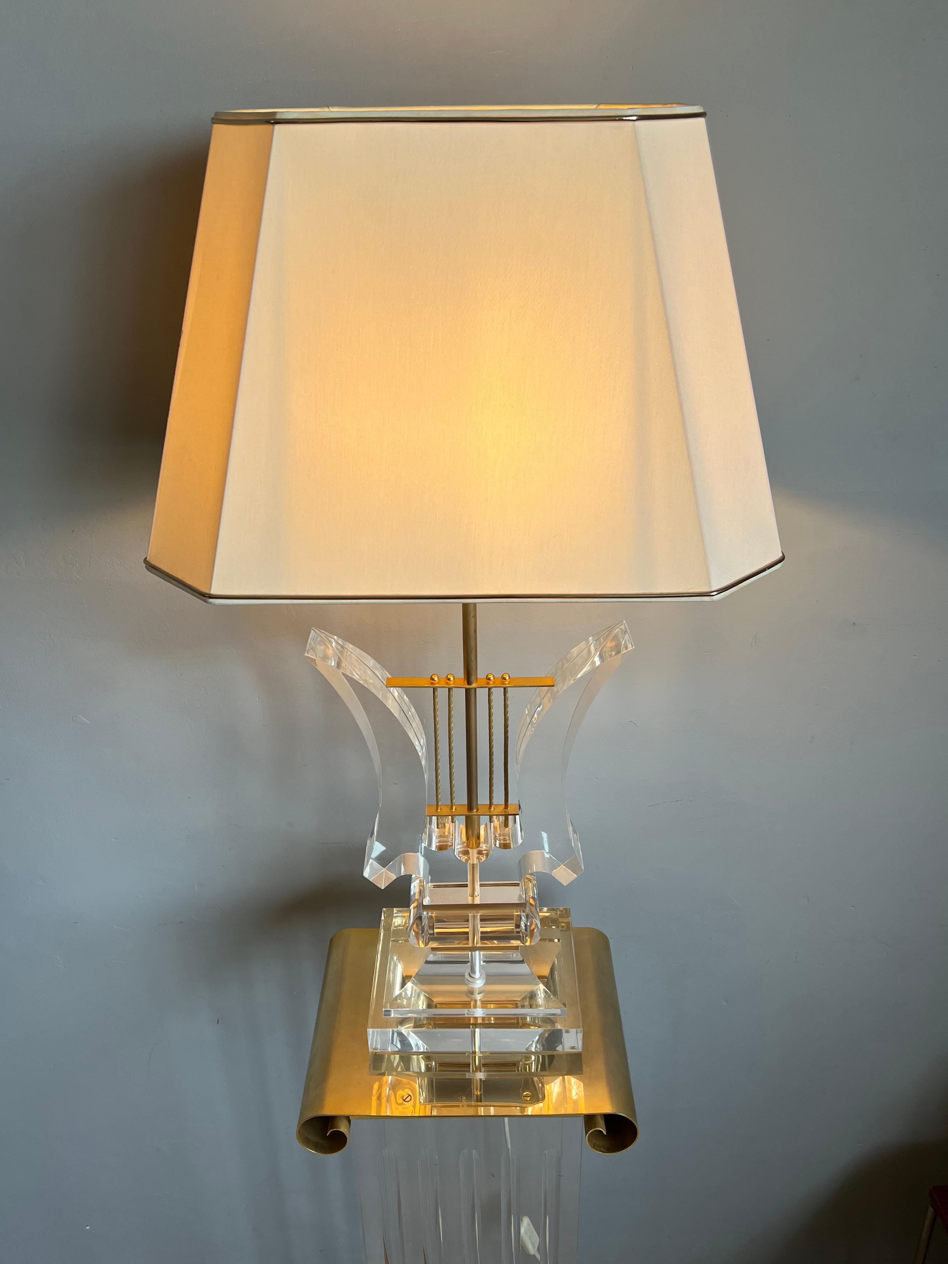 Rare & Stunning Mid Century Modern Lucite and Brass Pedestal Floor Lamp / Light For Sale 9