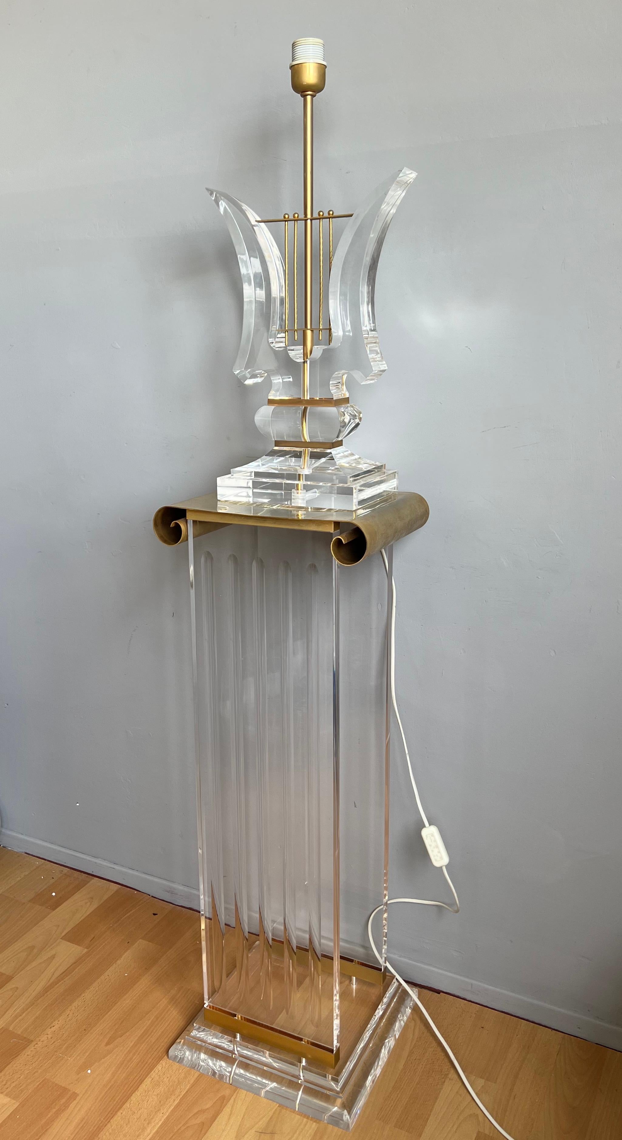  Rare & Stunning Mid Century Modern Lucite and Brass Pedestal Floor Lamp / Light For Sale 11