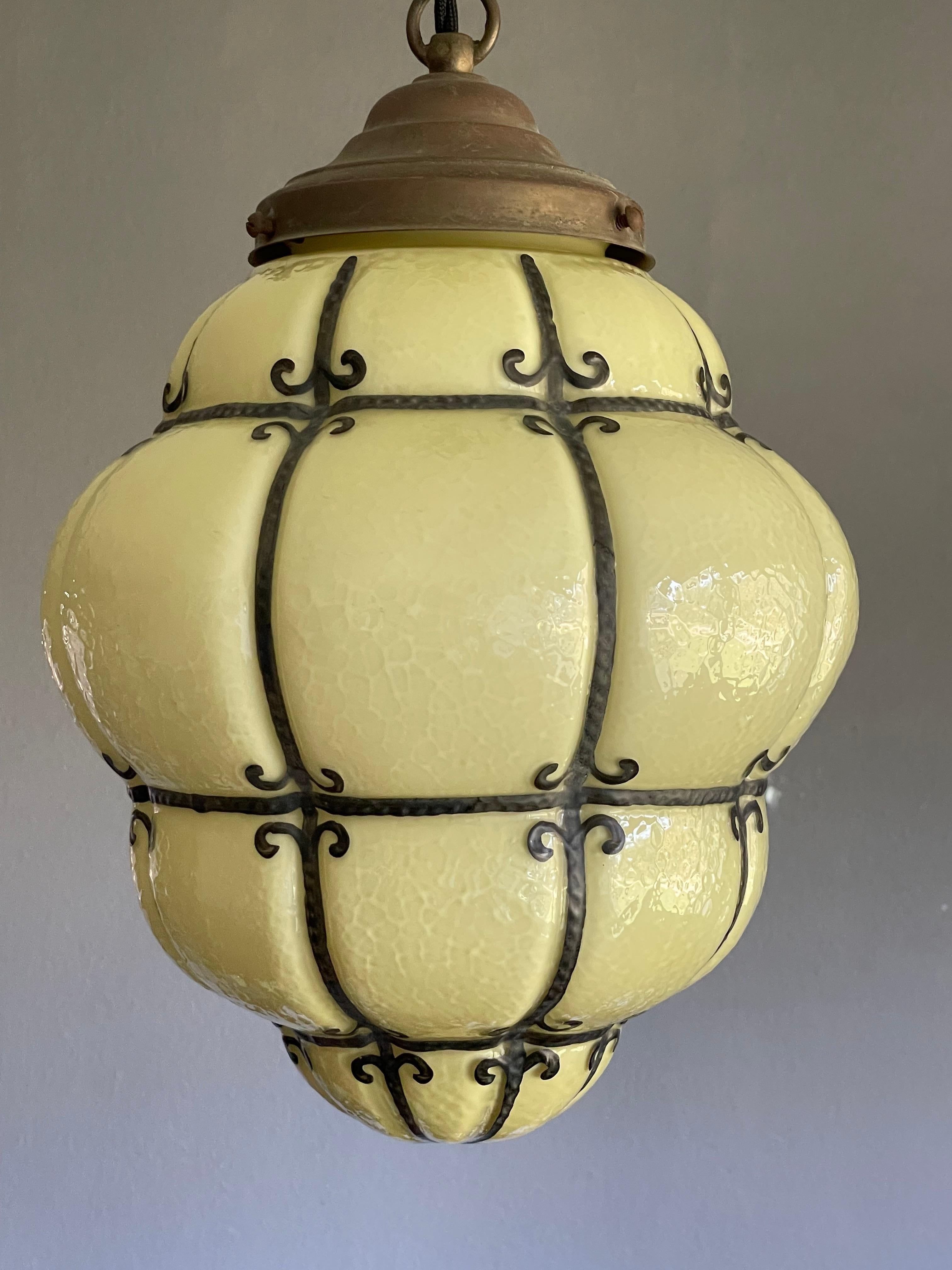 Very Rare & Stylish Mid-Century Lead Lined Venice Murano Pendant / Ceiling Lamp For Sale 2
