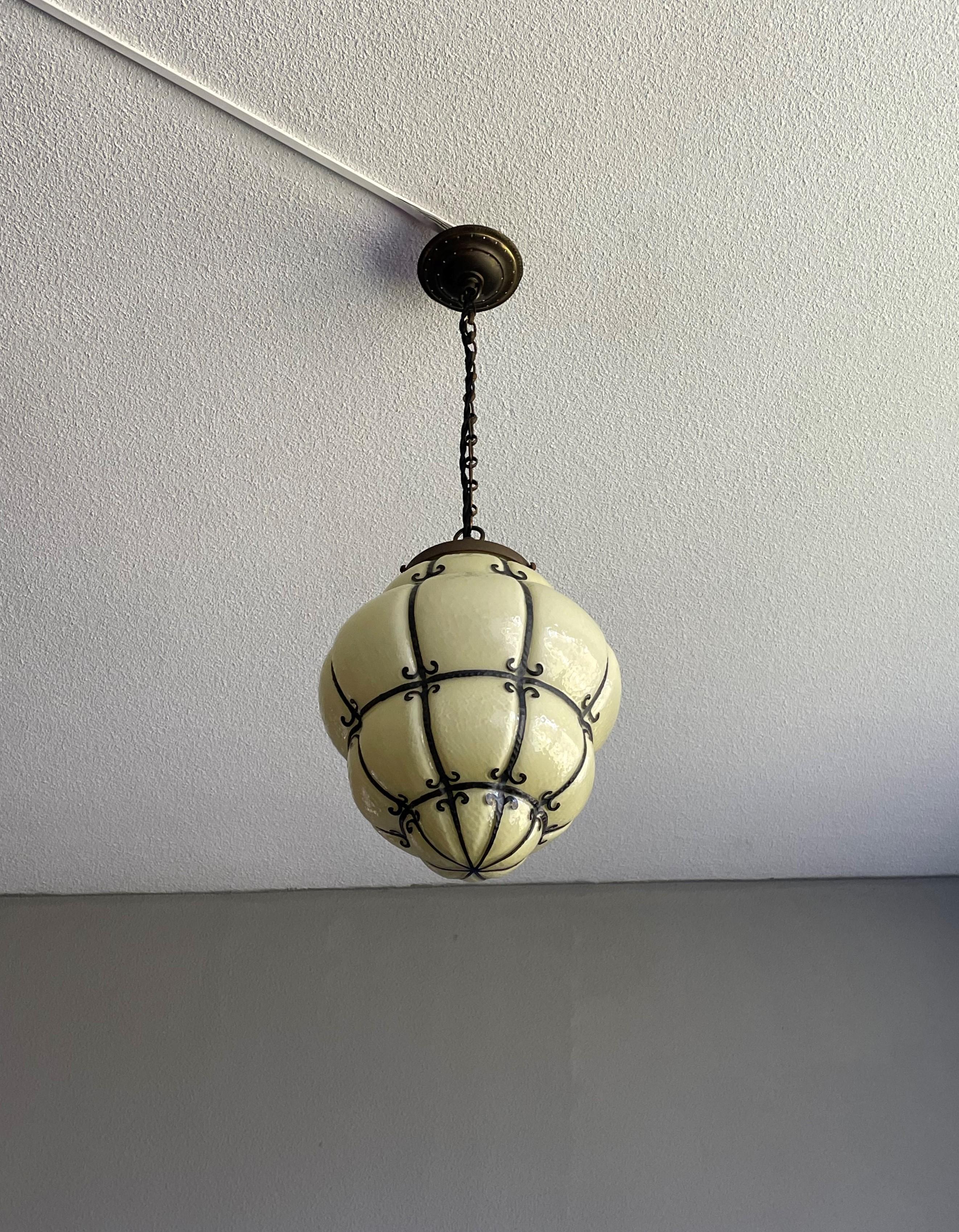 Very Rare & Stylish Mid-Century Lead Lined Venice Murano Pendant / Ceiling Lamp For Sale 7