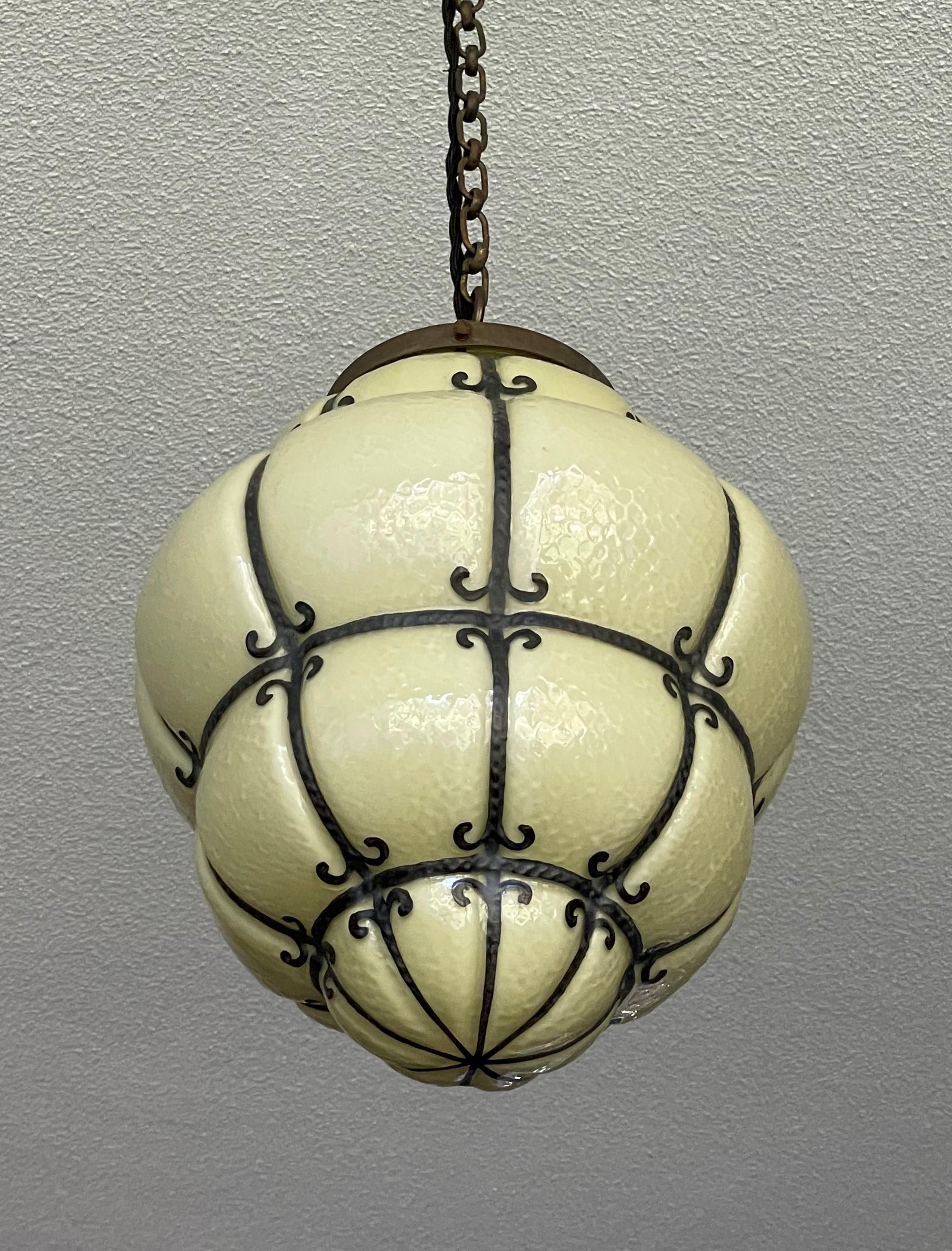 Very Rare & Stylish Mid-Century Lead Lined Venice Murano Pendant / Ceiling Lamp For Sale 9
