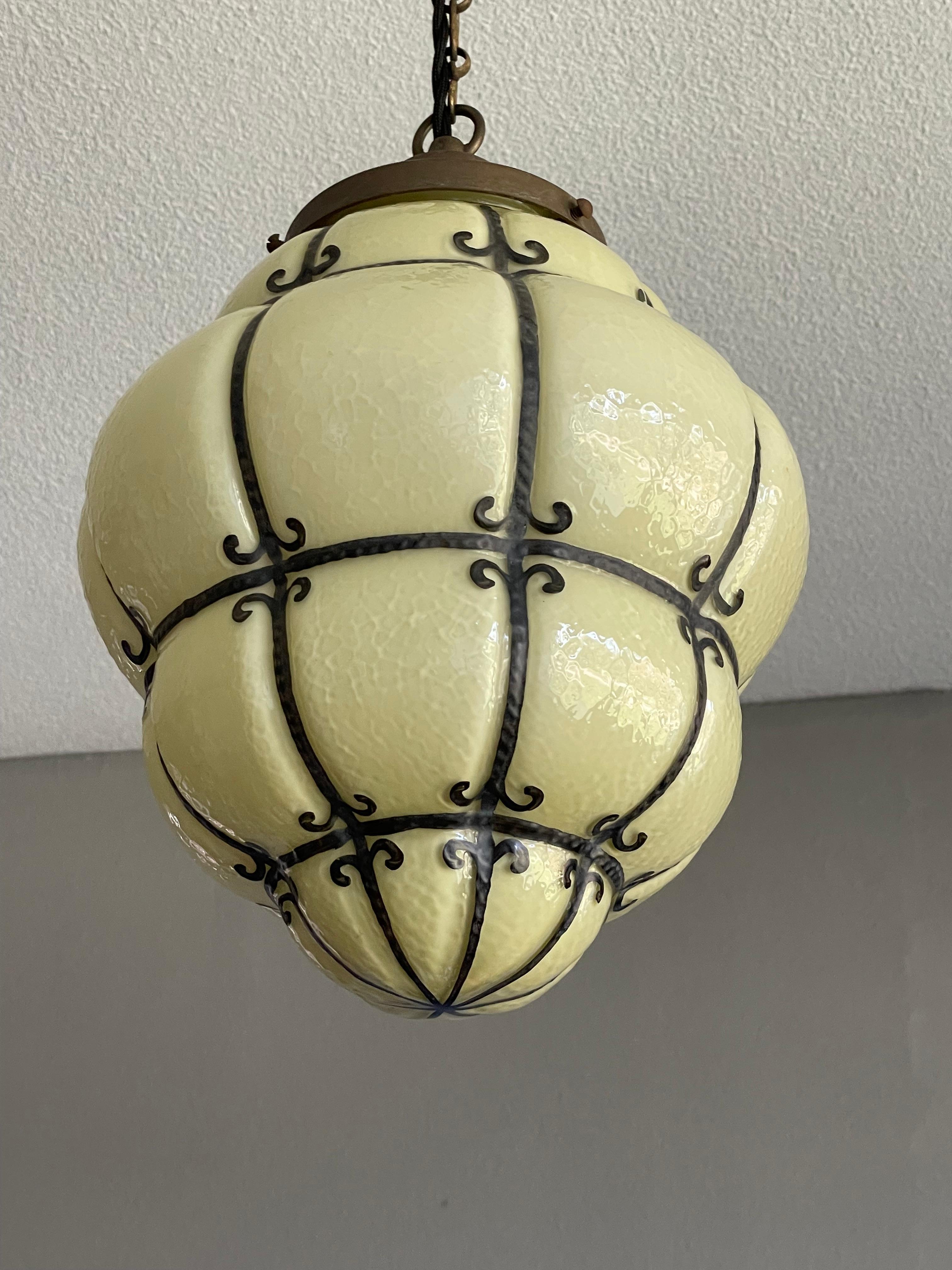 Timeless and practical size midcentury pendant, ideal for hallway, landing and bedroom.

This rare ceiling lamp from the midcentury era could be the perfect lighting solution for an entrance or any other small living space. This unique, mouthblown