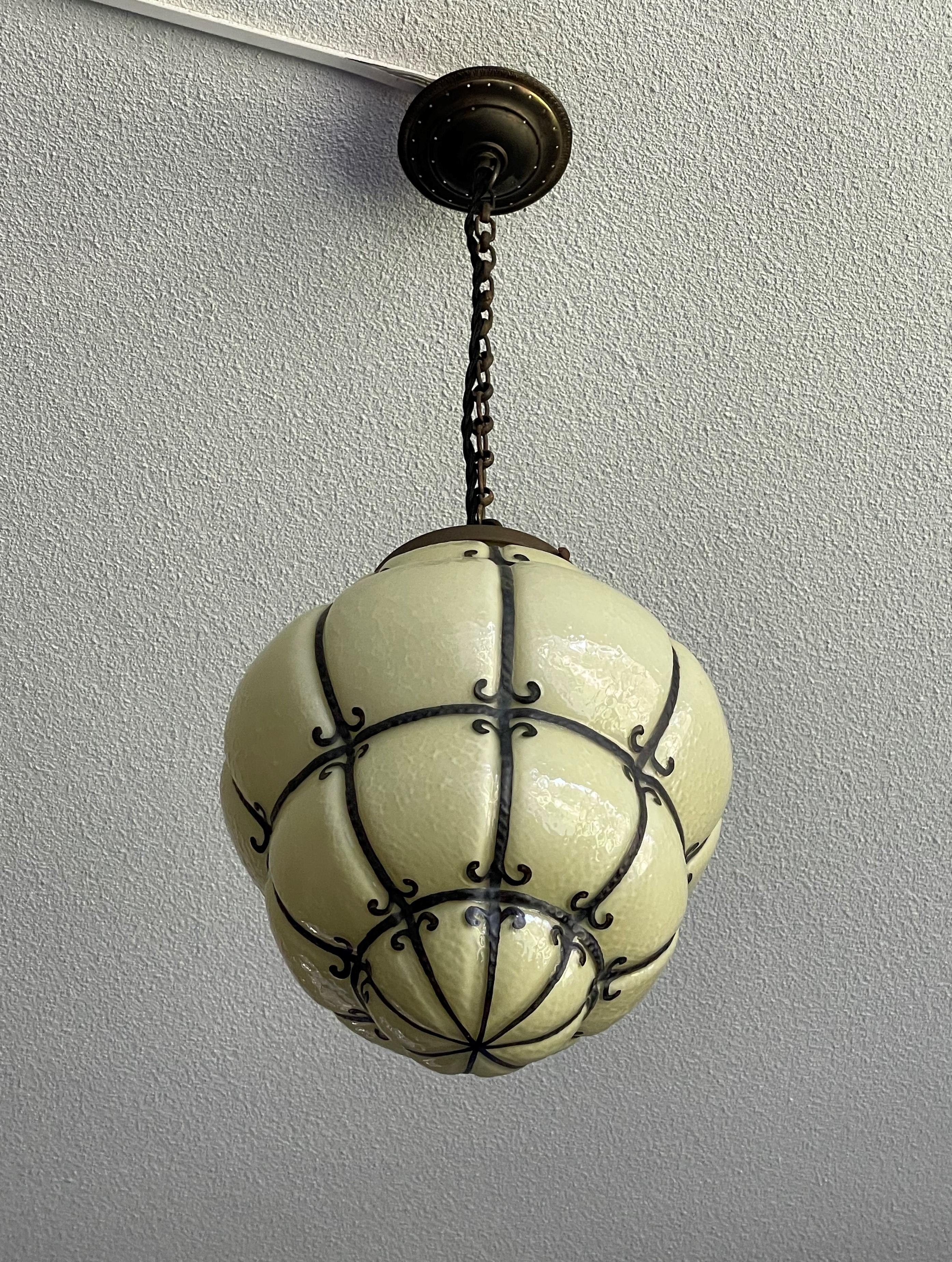 European Very Rare & Stylish Mid-Century Lead Lined Venice Murano Pendant / Ceiling Lamp For Sale