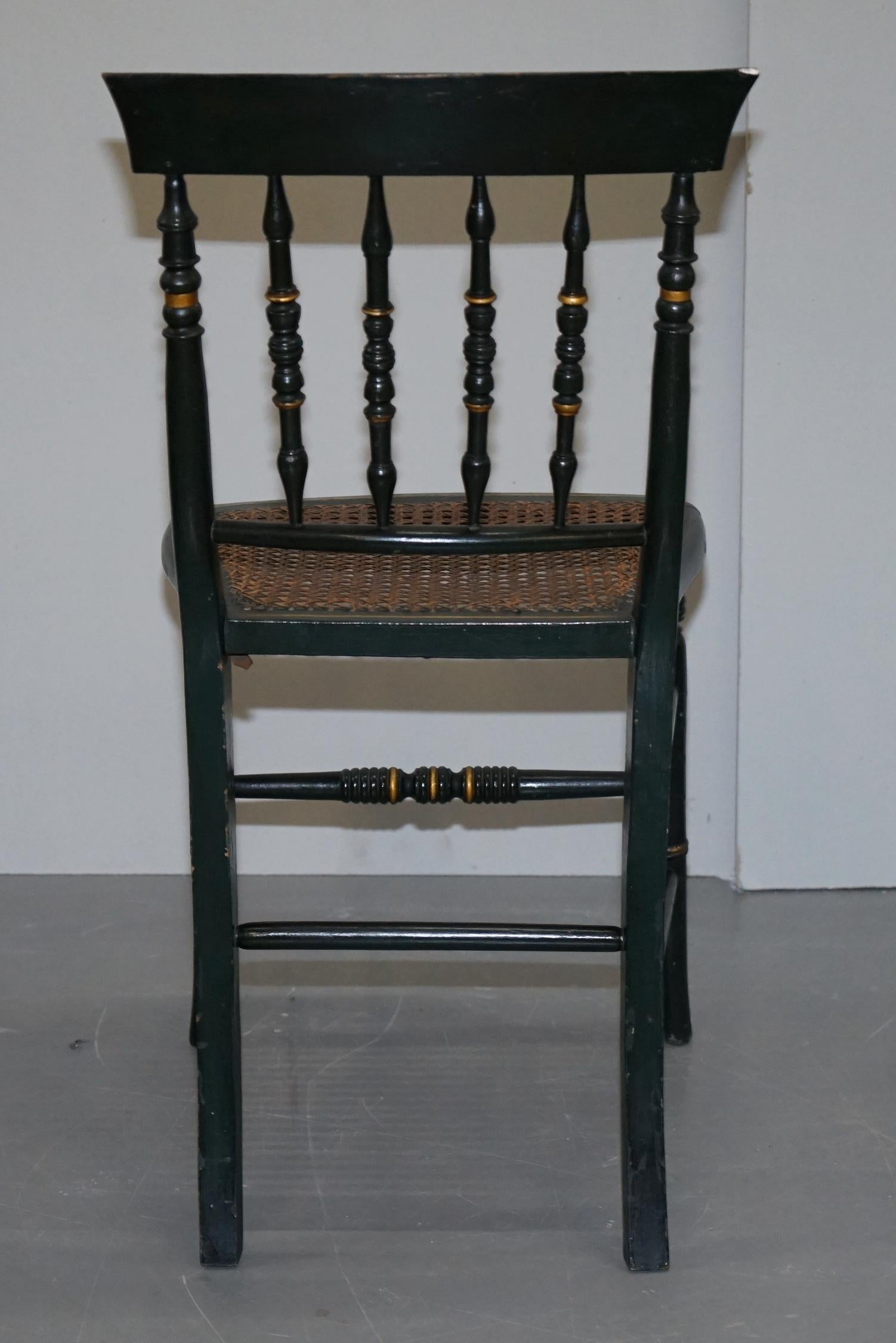 Very Rare Suite of Four Regency circa 1815 Hand Painted Bergere Rattan Chairs 4 For Sale 4