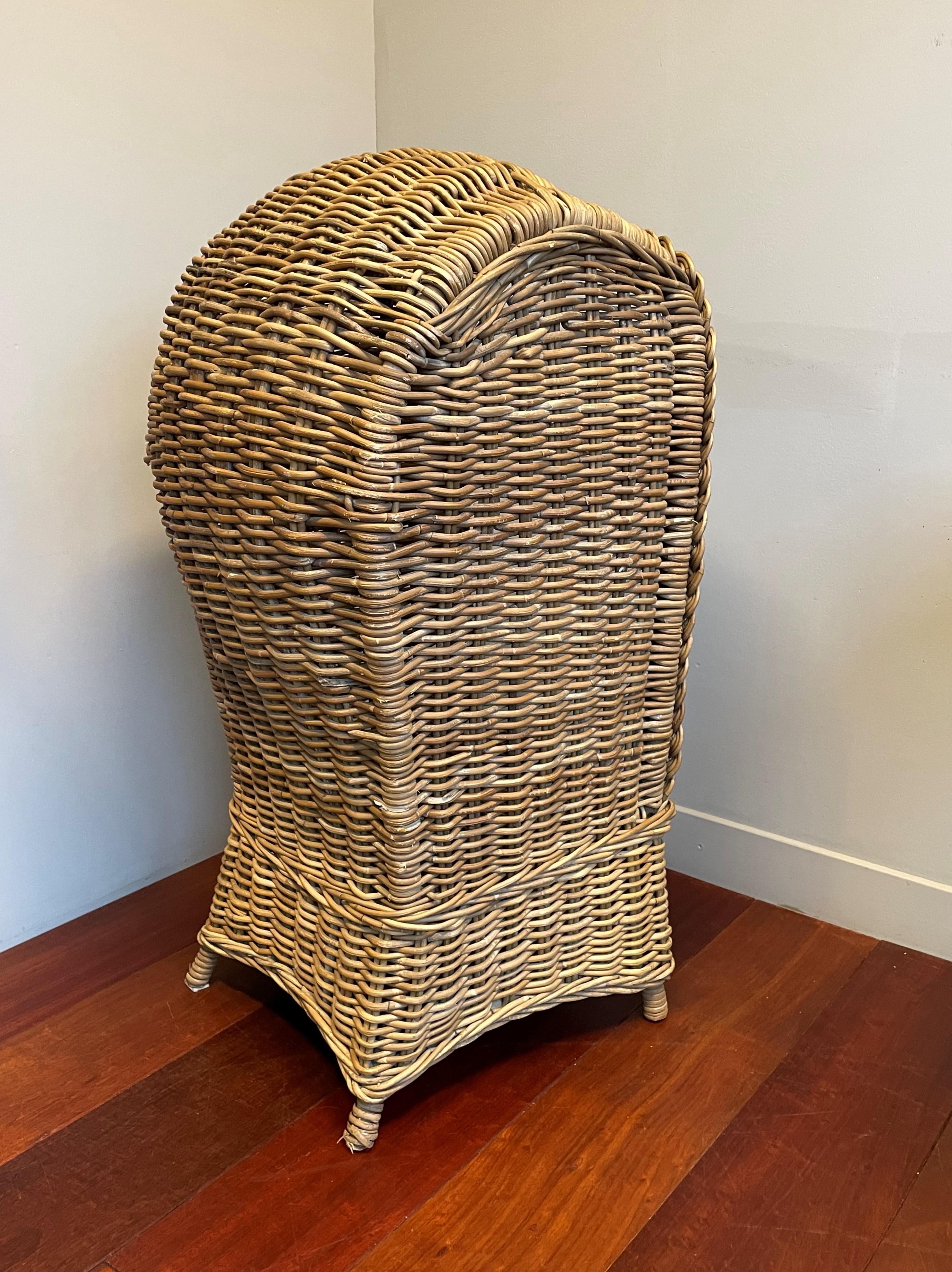 Very Rare & Super Decorative Antique-Like Hand Woven Rattan Beach Chair for Kids For Sale 1