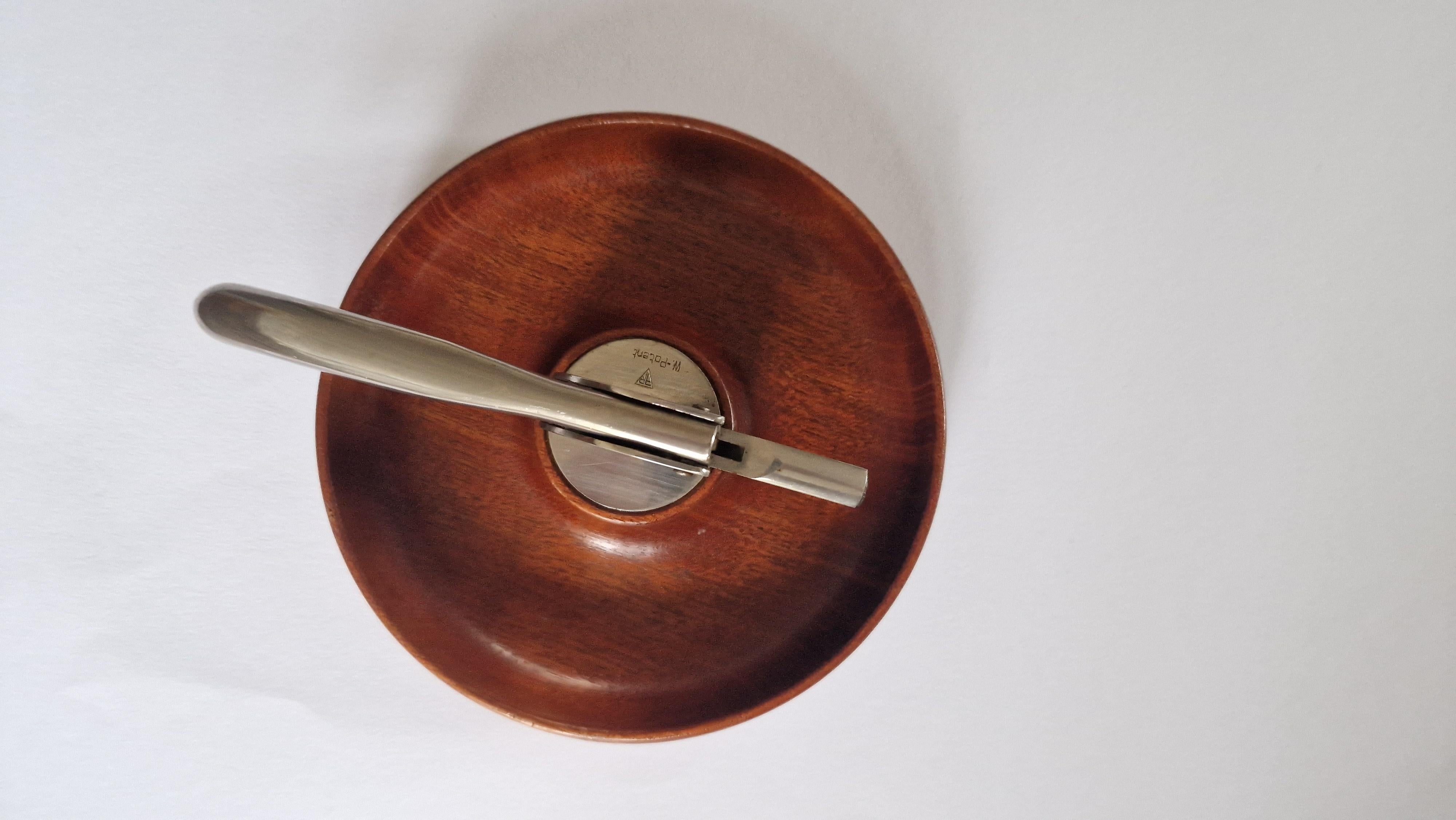 Rarísimo Cascanueces de mesa de teca y cromo con cuenco, Dinamarca, años 60 en Excelente estado para la venta en Praha, CZ