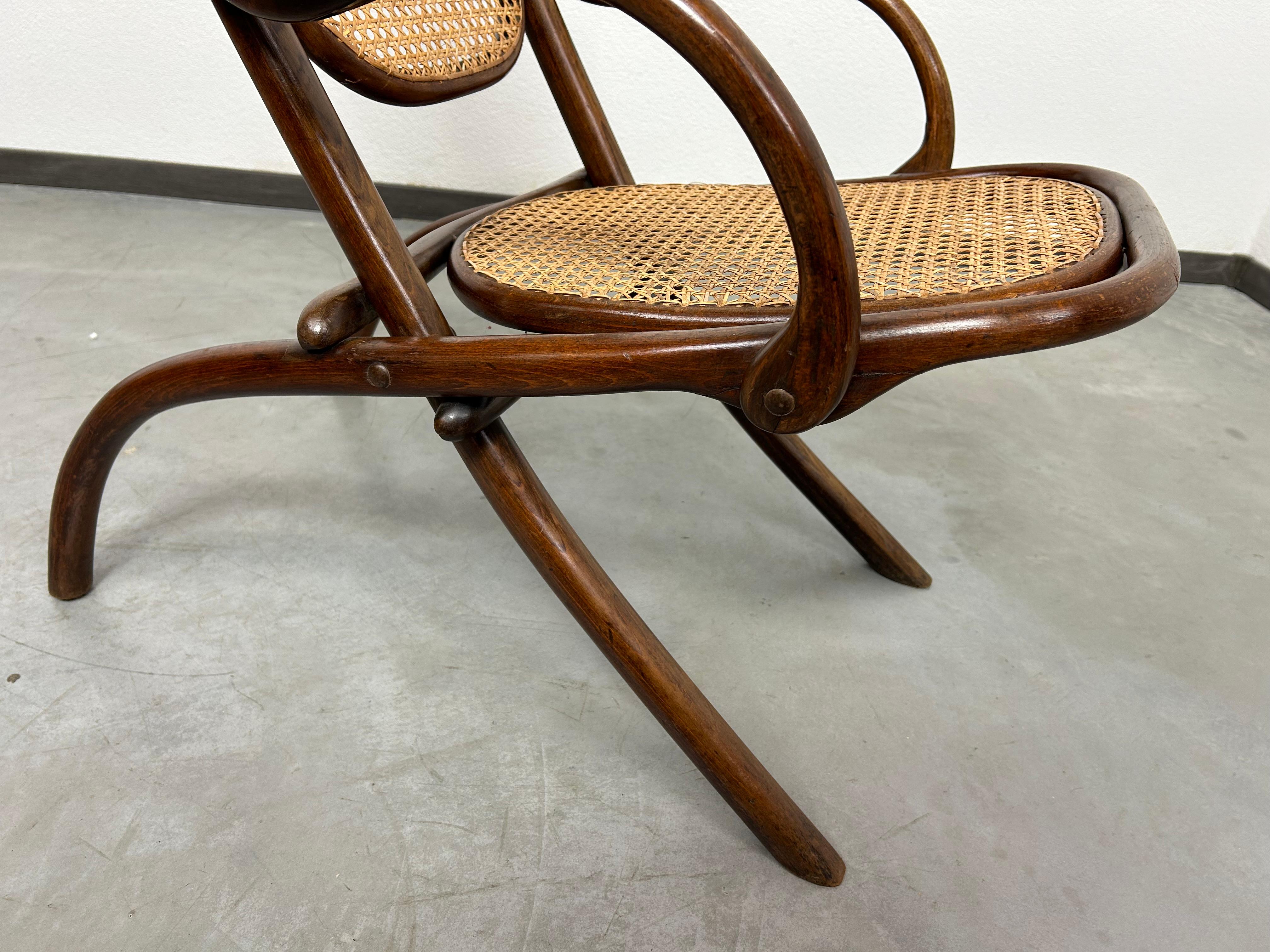 Very rare Thonet easy chair nr.6331 For Sale 2