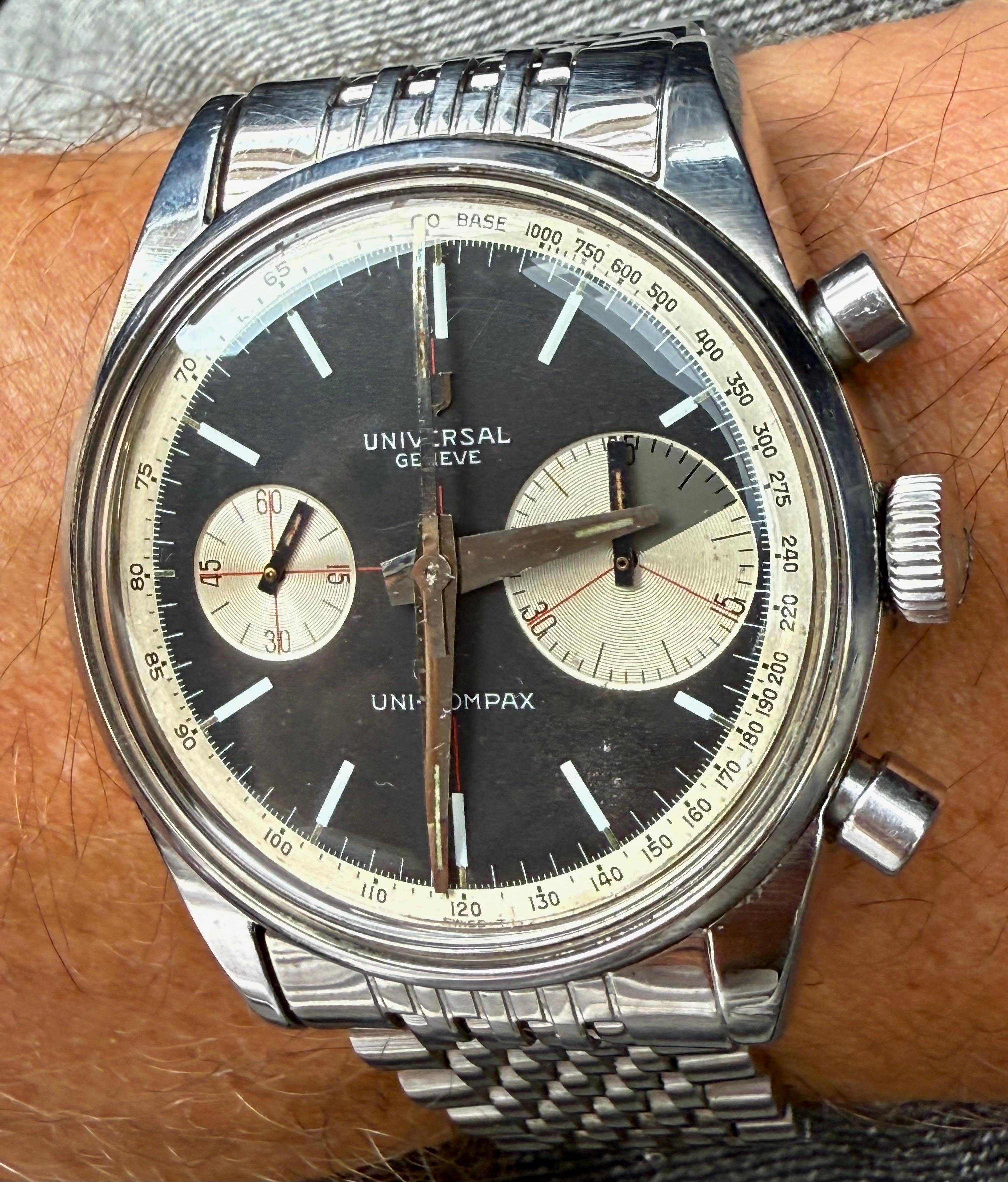 Steel very rare universal geneve 
