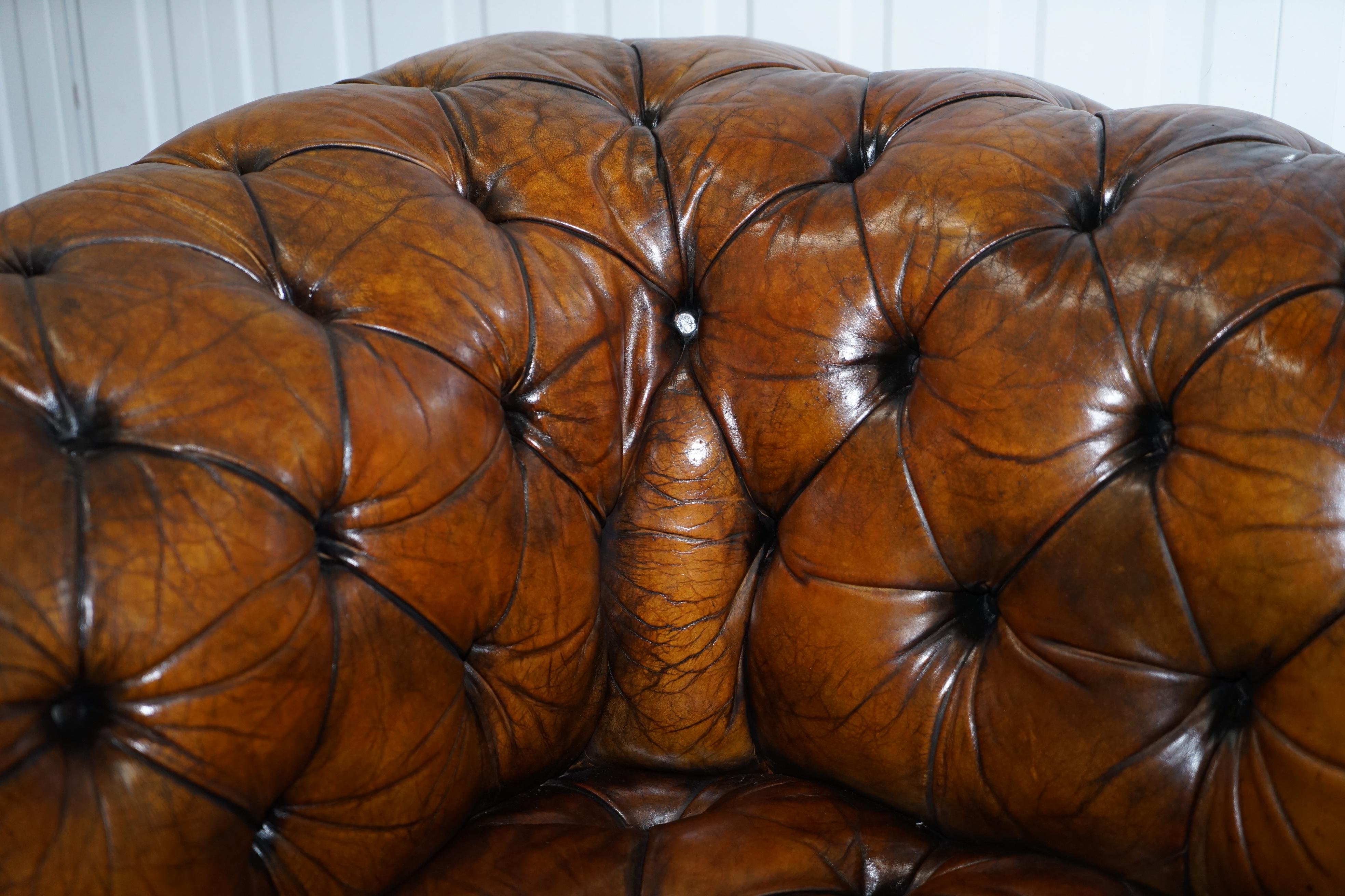 Very Rare Victorian Horse Hair Fully Restored Brown Leather Chesterfield Sofa 7
