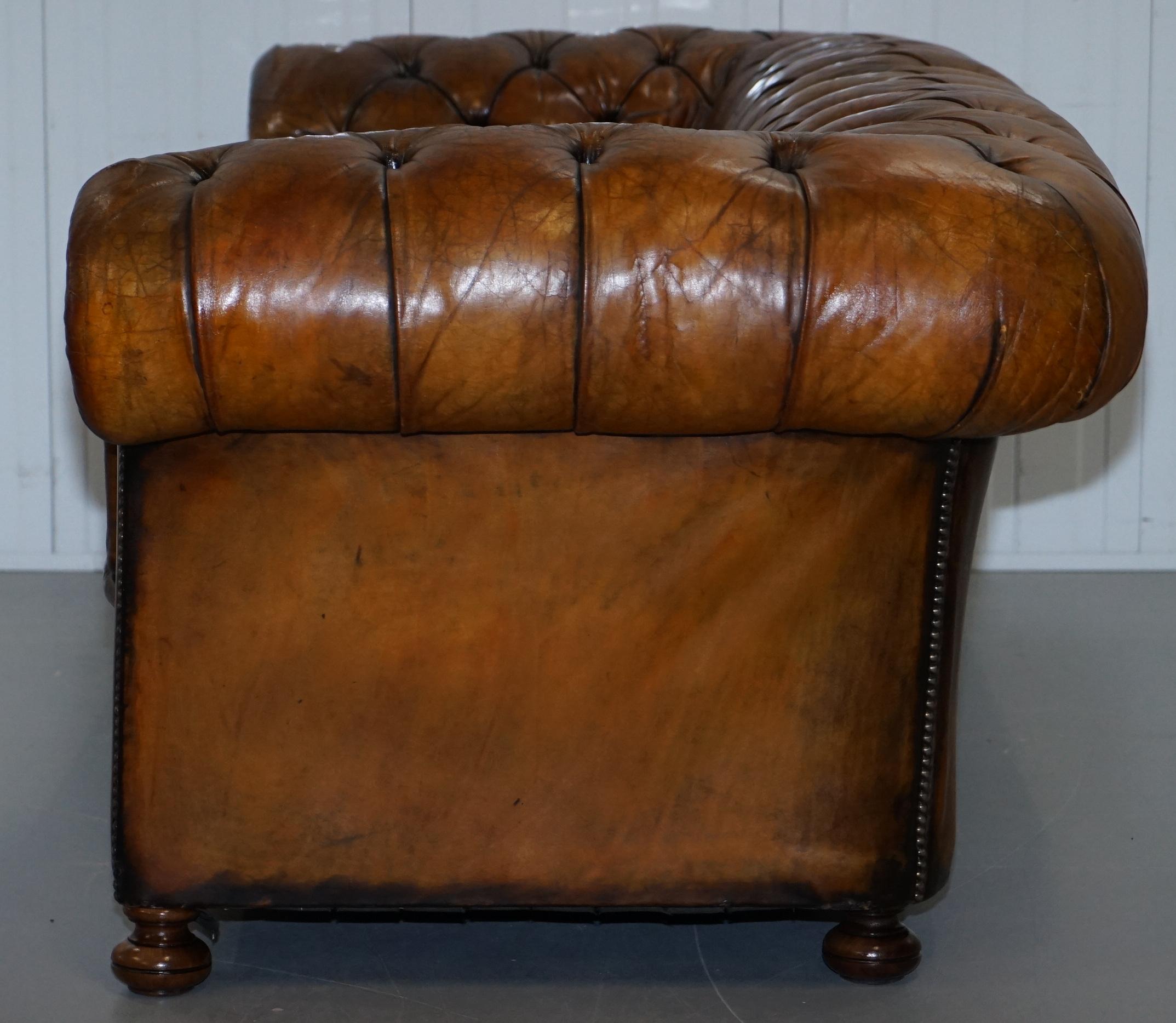 Very Rare Victorian Horse Hair Fully Restored Brown Leather Chesterfield Sofa 12