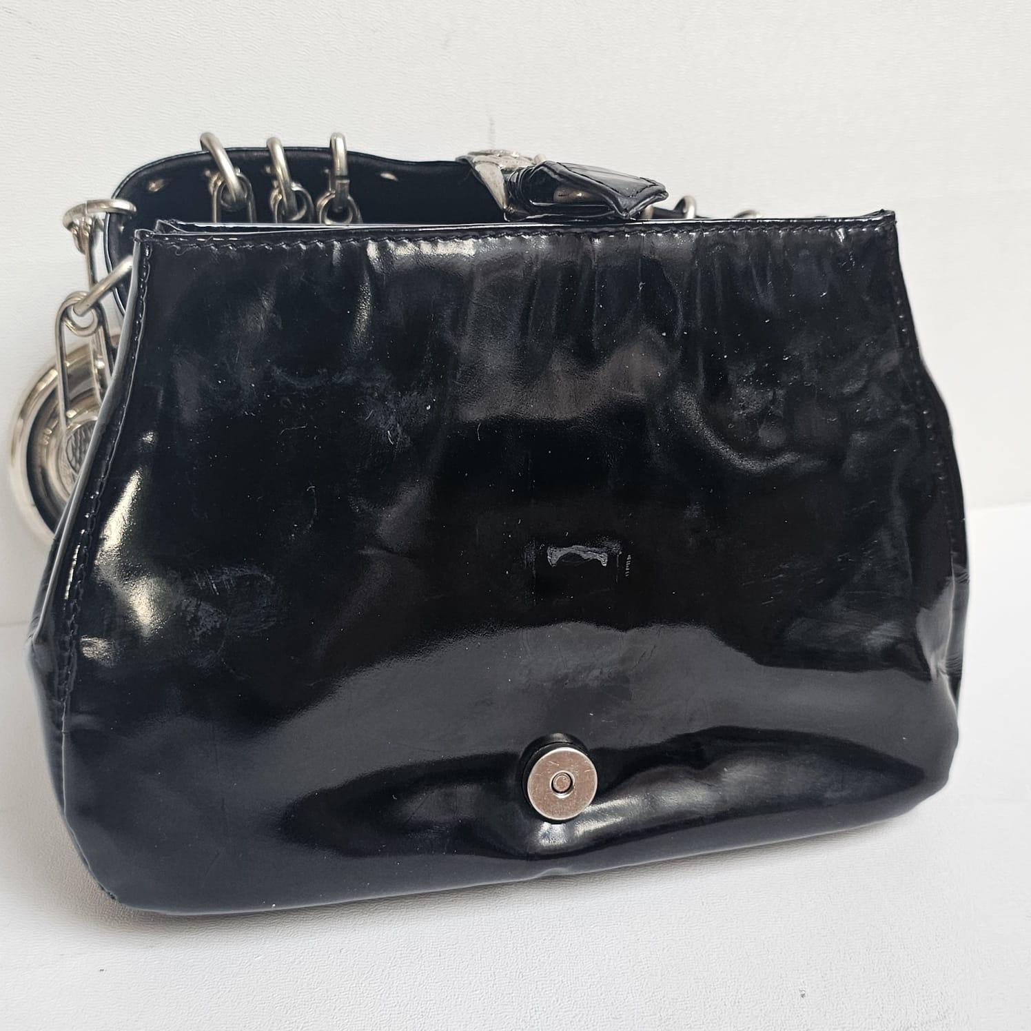 Very Rare Vintage 1994 Gianni Versace Black Patent Safety Pin Top Handle Bag 7
