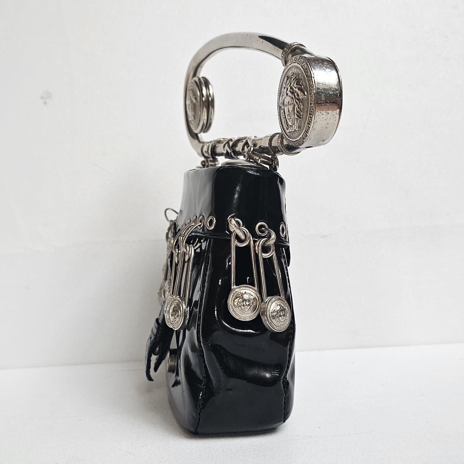 Very Rare Vintage 1994 Gianni Versace Black Patent Safety Pin Top Handle Bag 13