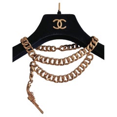 Seltene Vintage Chanel-Halskette mit Gewehrmotiv, Vintage