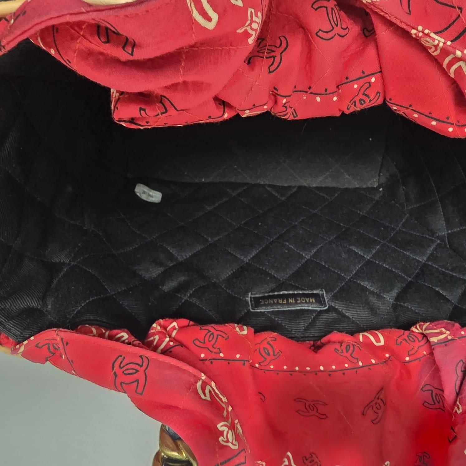 Très Rare Vintage Chanel Leather Chain Quilted Wicker Picnic Basket Bag en vente 5