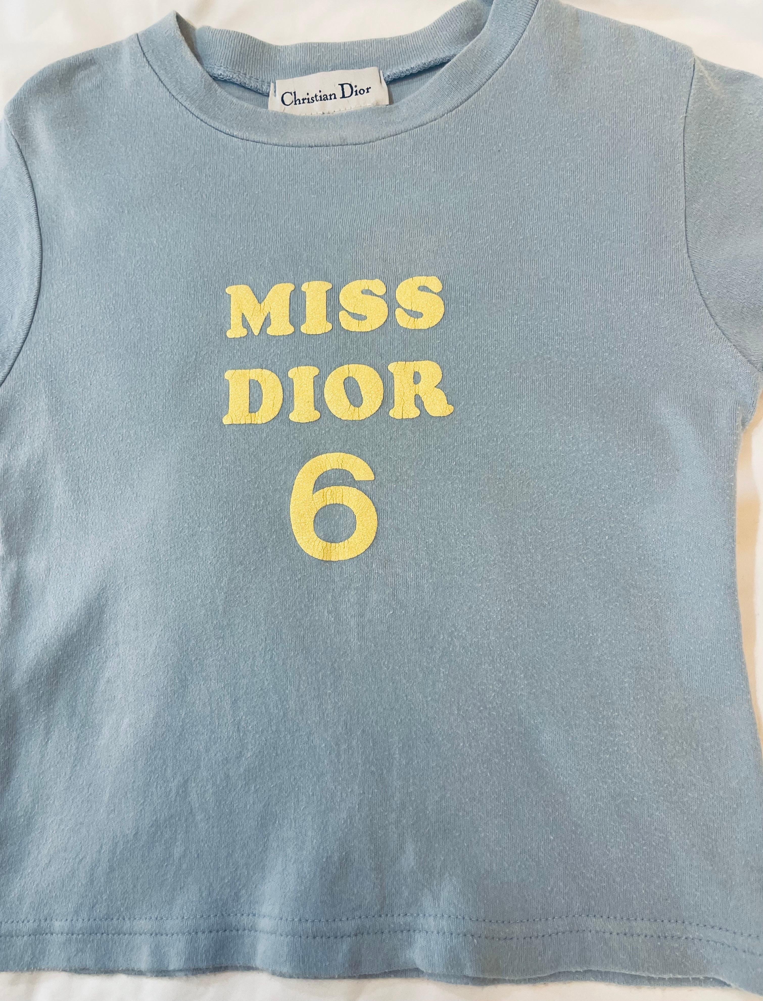 T-shirt vintage Christian Dior pour enfant, très cool, avec logo Miss Dior. Pièce très rare. Taille 6-8Y.