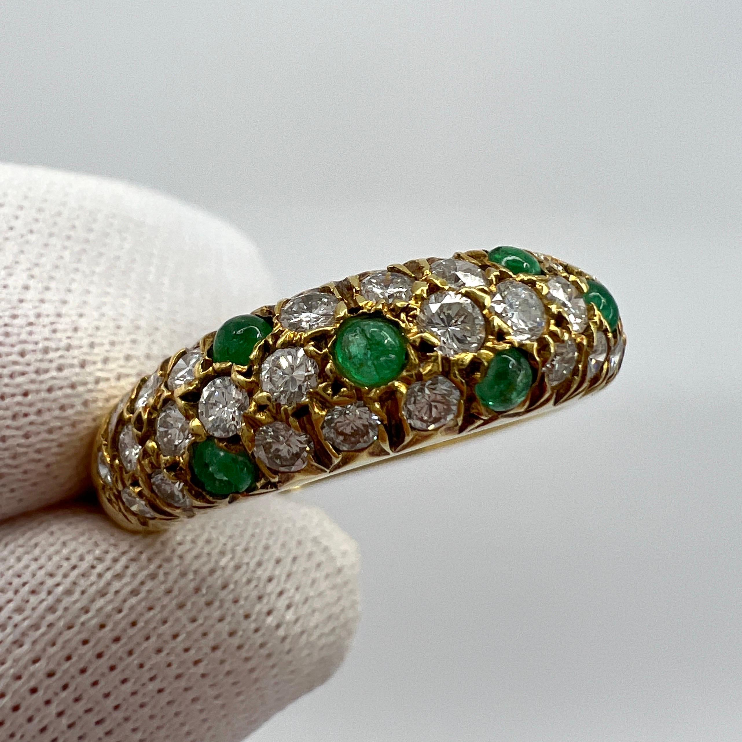 Round Cut Very Rare Vintage Van Cleef & Arpels 18k Yellow Gold Emerald & Diamond Pave Ring