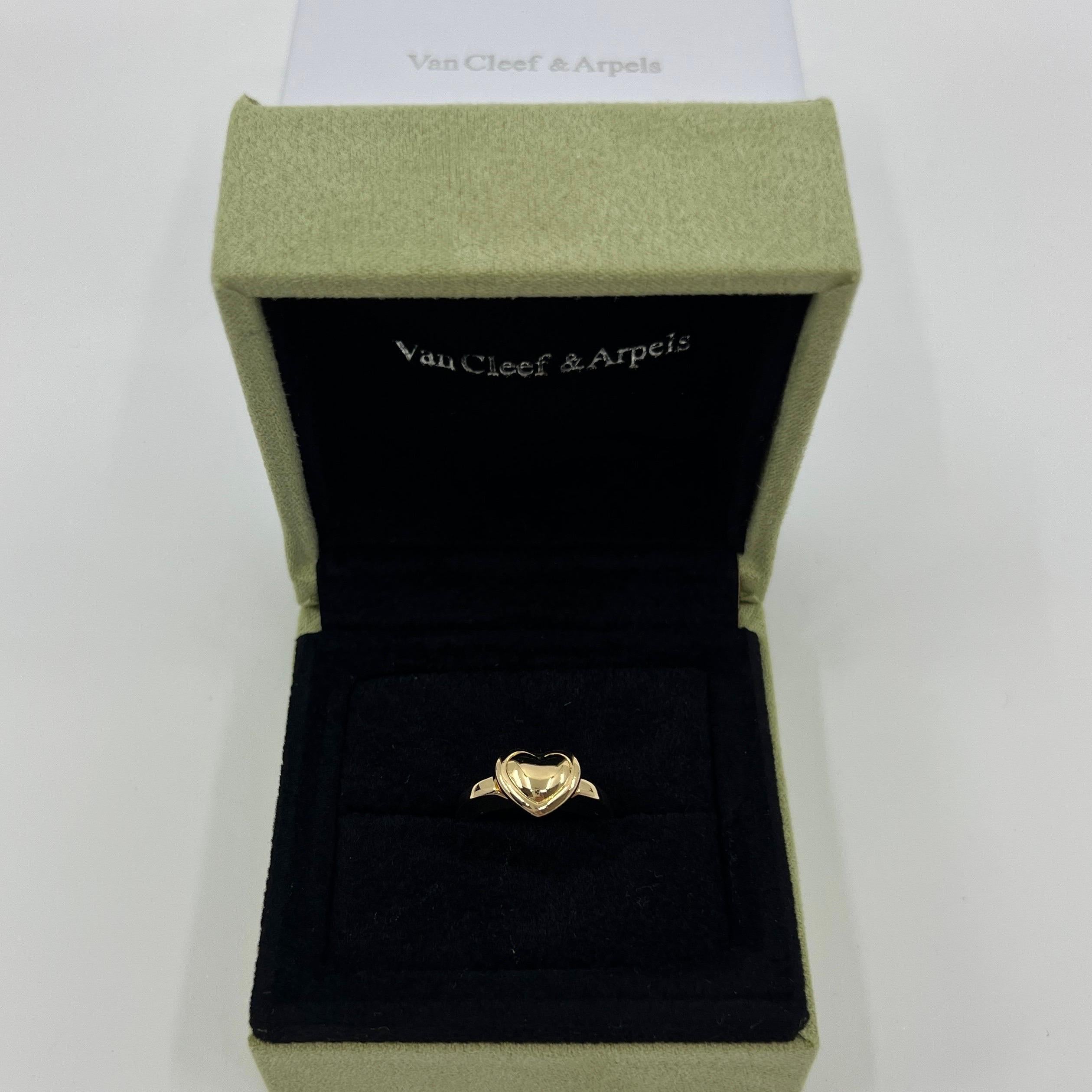 Sehr seltene Vintage Van Cleef & Arpels 18k Gelbgold Herz Dome Ring und Anhänger 8