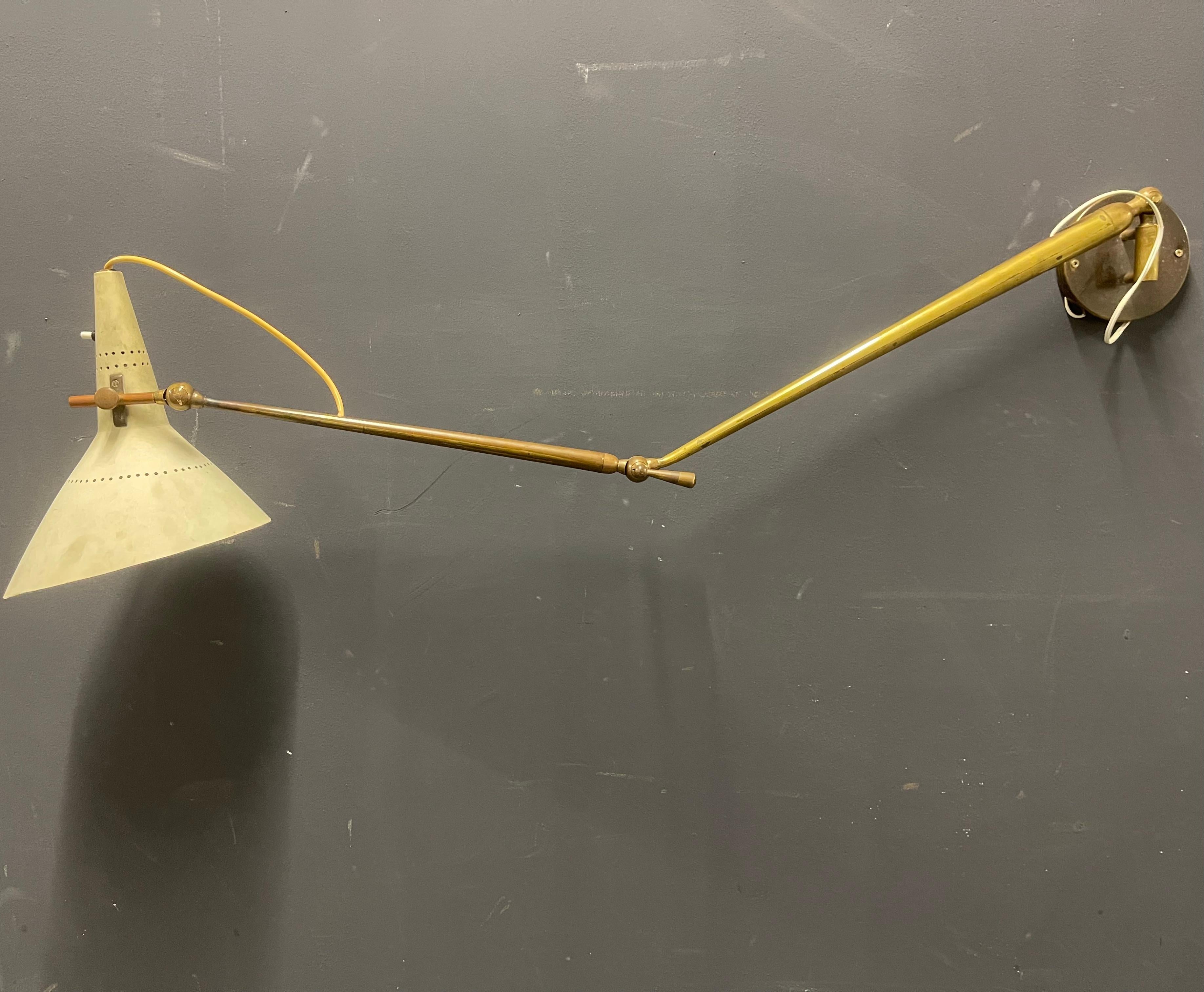 Very Rare Wall Lamp by Lumen / Italy For Sale 11