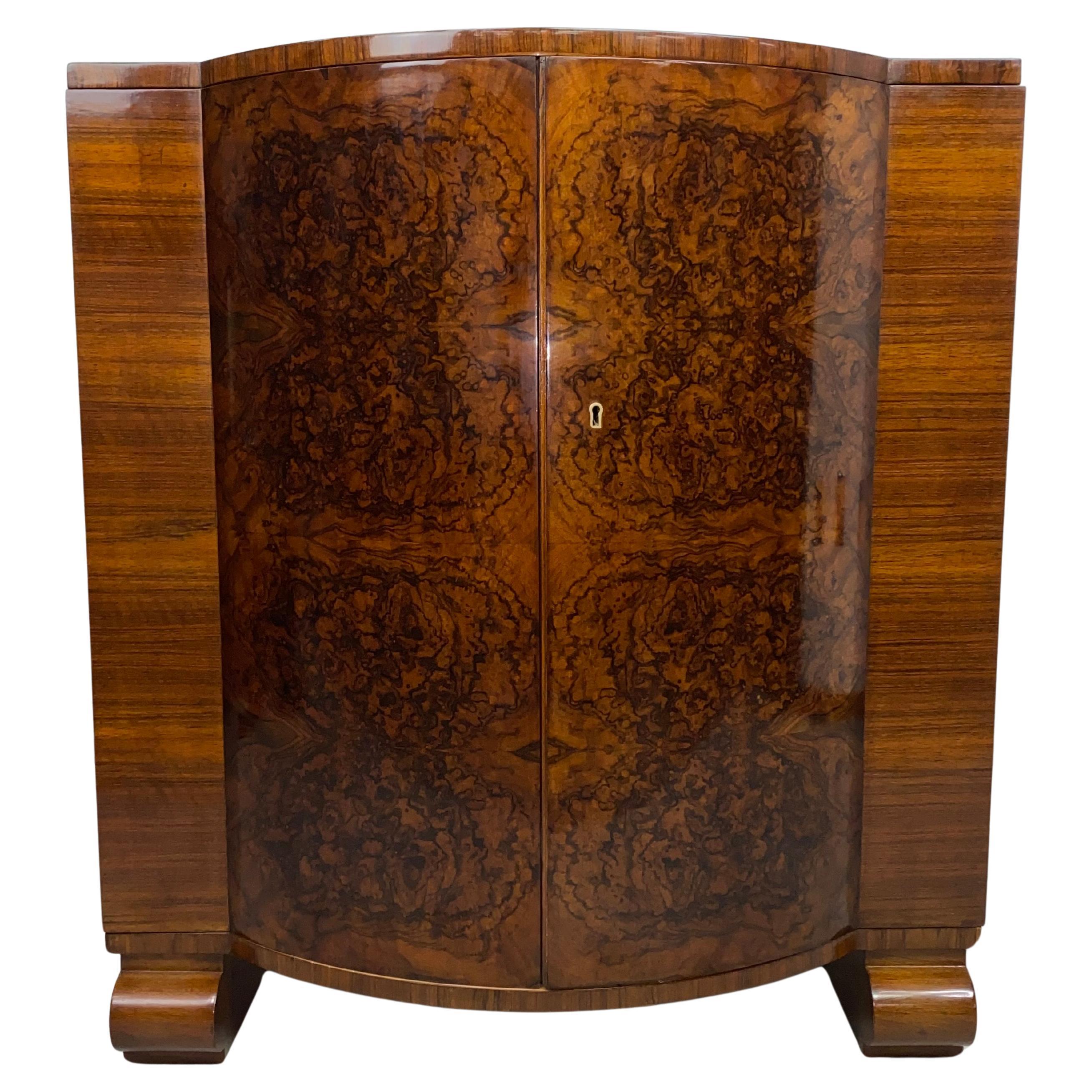 Très rare meuble de bar art déco en noyer par Thonet