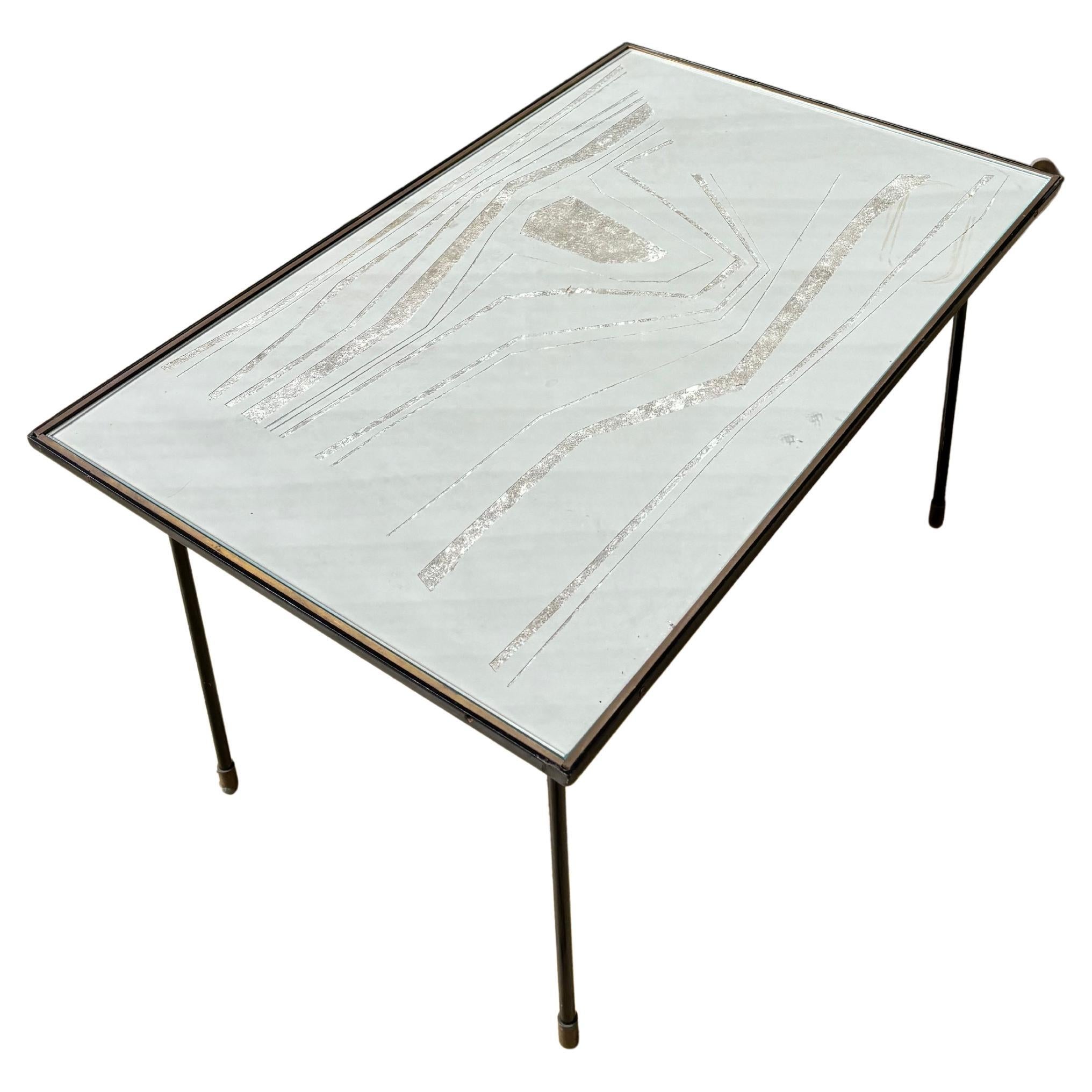 Très rare table basse de Mathieu Matégot