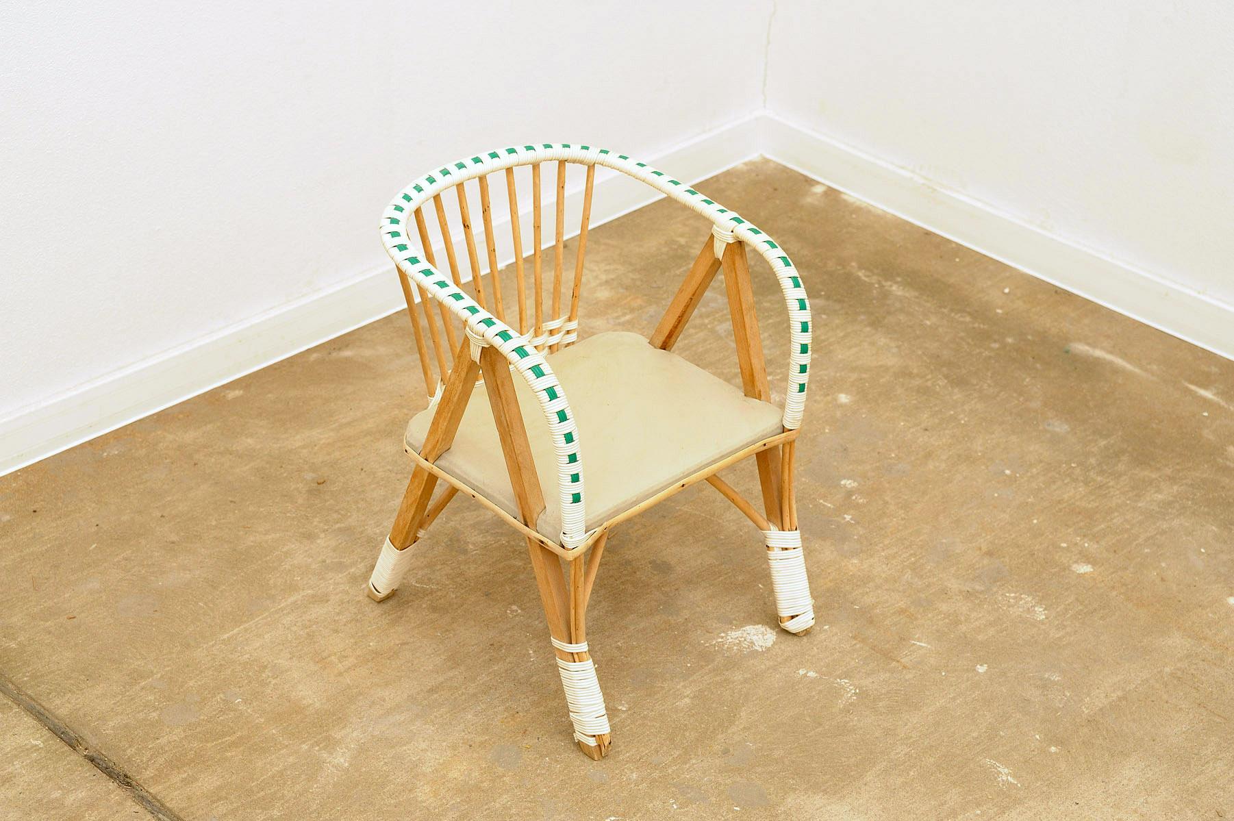 Very small children´s wicker chair, 1960´s, Czechoslovakia For Sale 6
