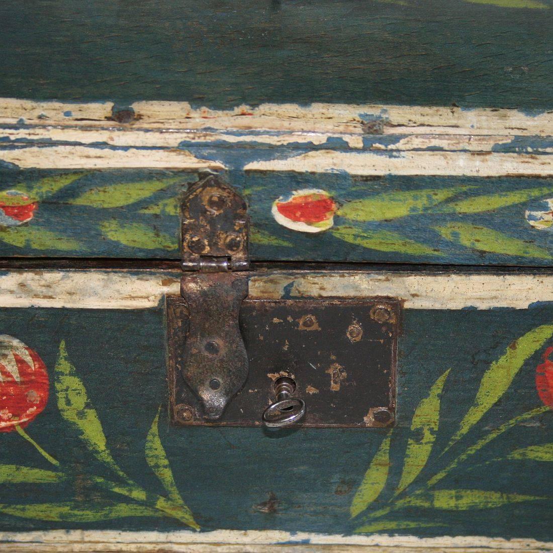 Very Small French 19th Century Folk Art Wedding Box 5