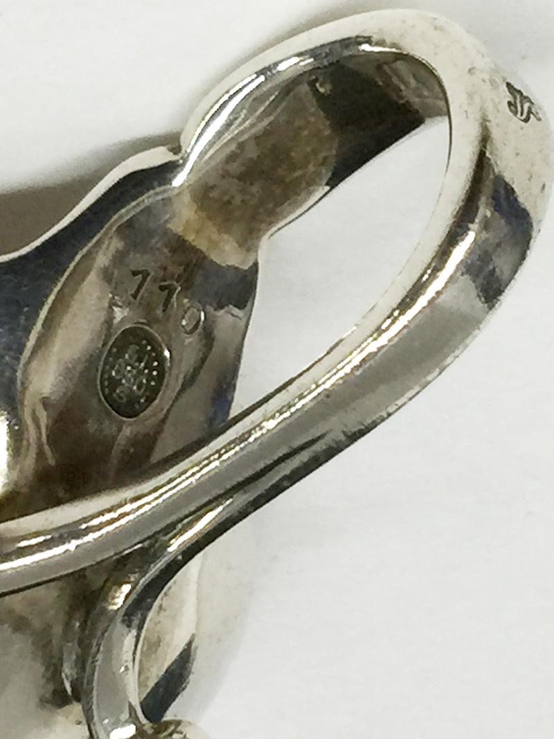 Dänische Salzstreuer aus Silber von Georg Jensen, Modell #110, 1915-1930 (Gehämmert) im Angebot