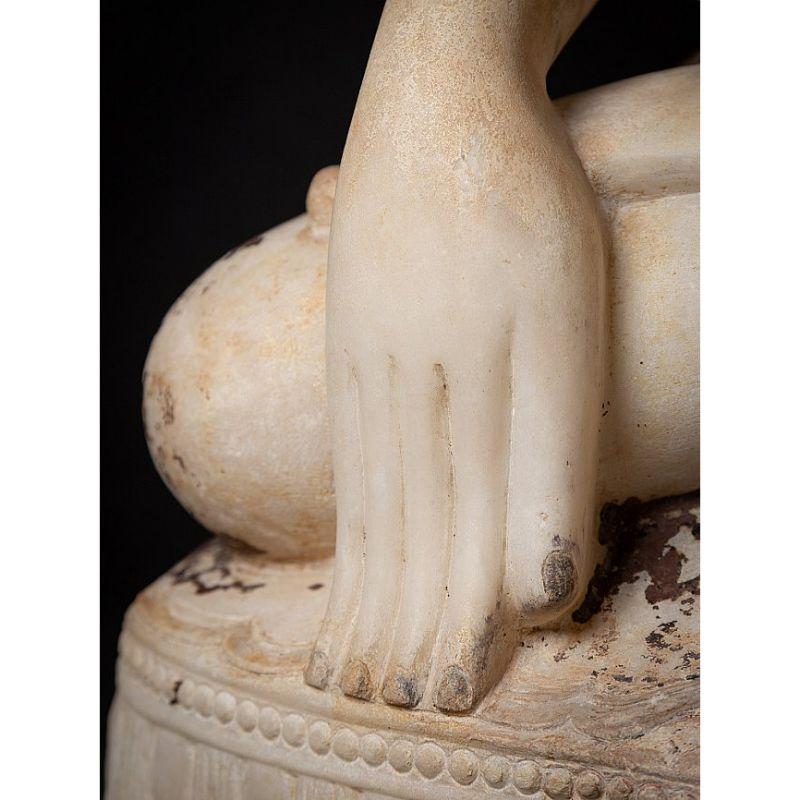 Very special alabaster Buddha statue from Burma 10