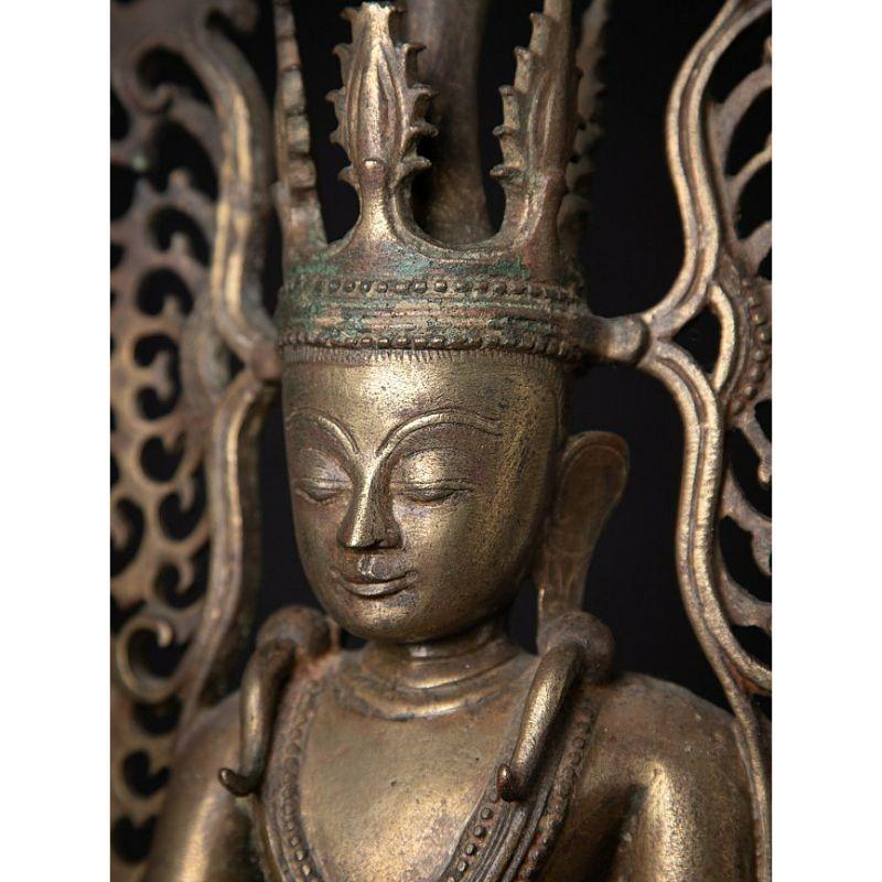 Very Special Antique Bronze Crowned Buddha Statue from Burma For Sale 11