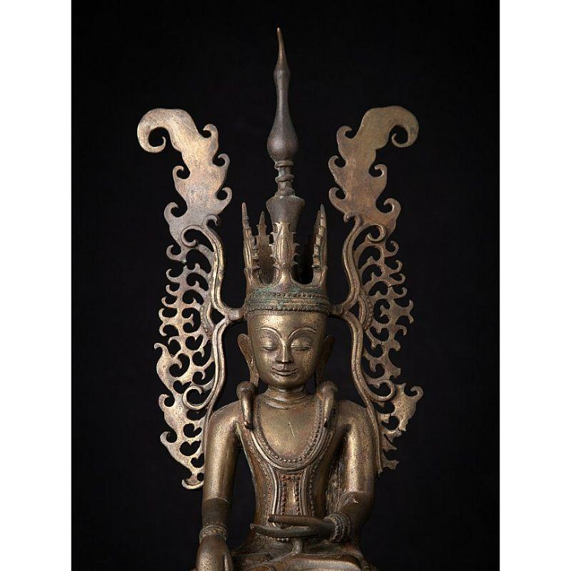 Very Special Antique Bronze Crowned Buddha Statue from Burma For Sale 4