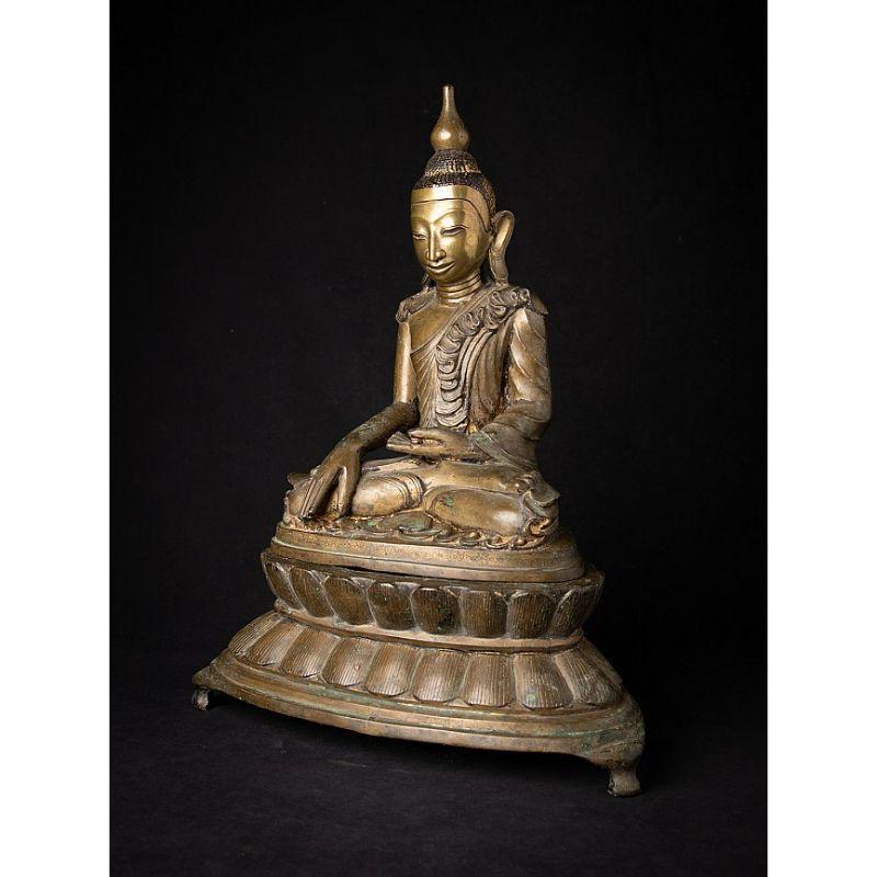 Very Special Antique Bronze Shan Buddha Statue from Burma In Good Condition For Sale In DEVENTER, NL