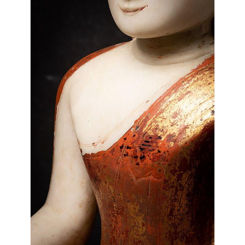 Very special antique marble Buddha statue from Burma For Sale 4