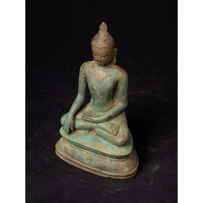 Very special bronze Arakan Buddha statue from Burma  Original Buddhas For Sale 5