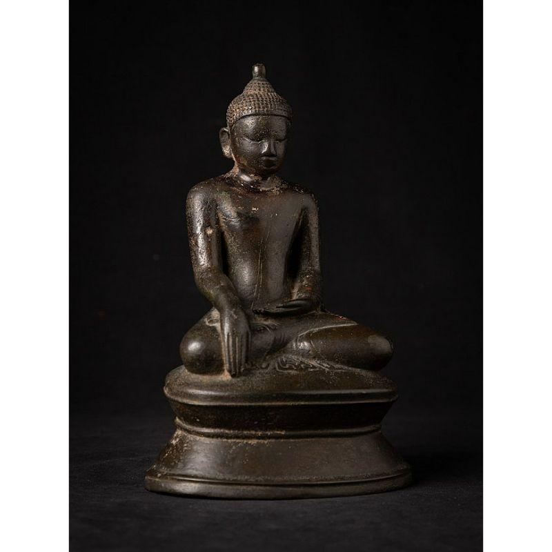 Eine ganz besondere burmesische Buddha-Statue aus Bronze aus Burma im Zustand „Gut“ im Angebot in DEVENTER, NL