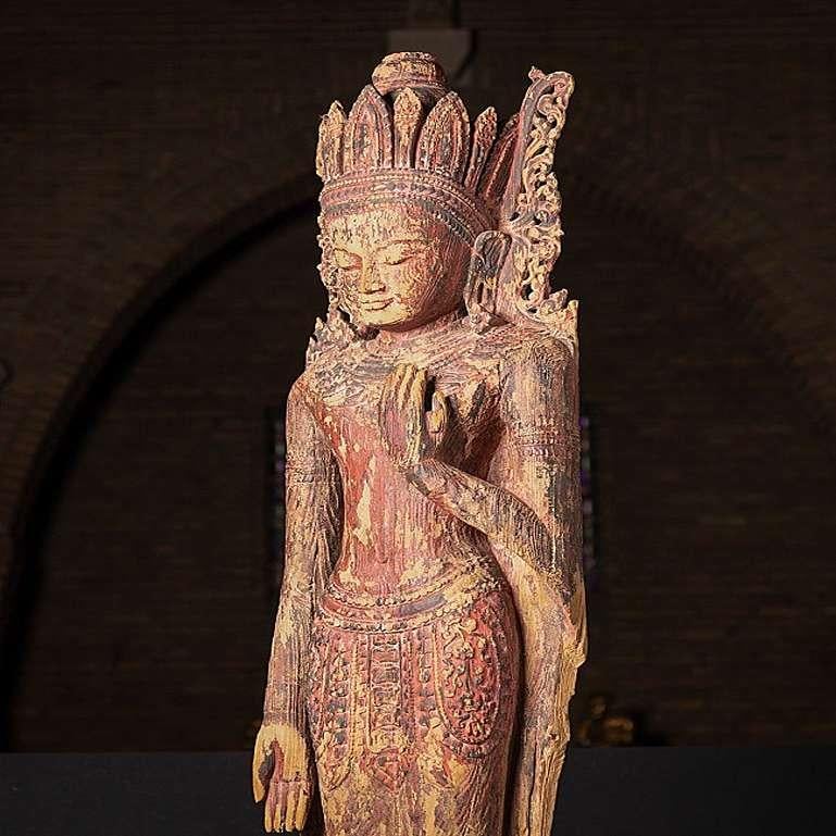 Wood Very special - large antique wooden Bagan Buddha statue from Burma For Sale