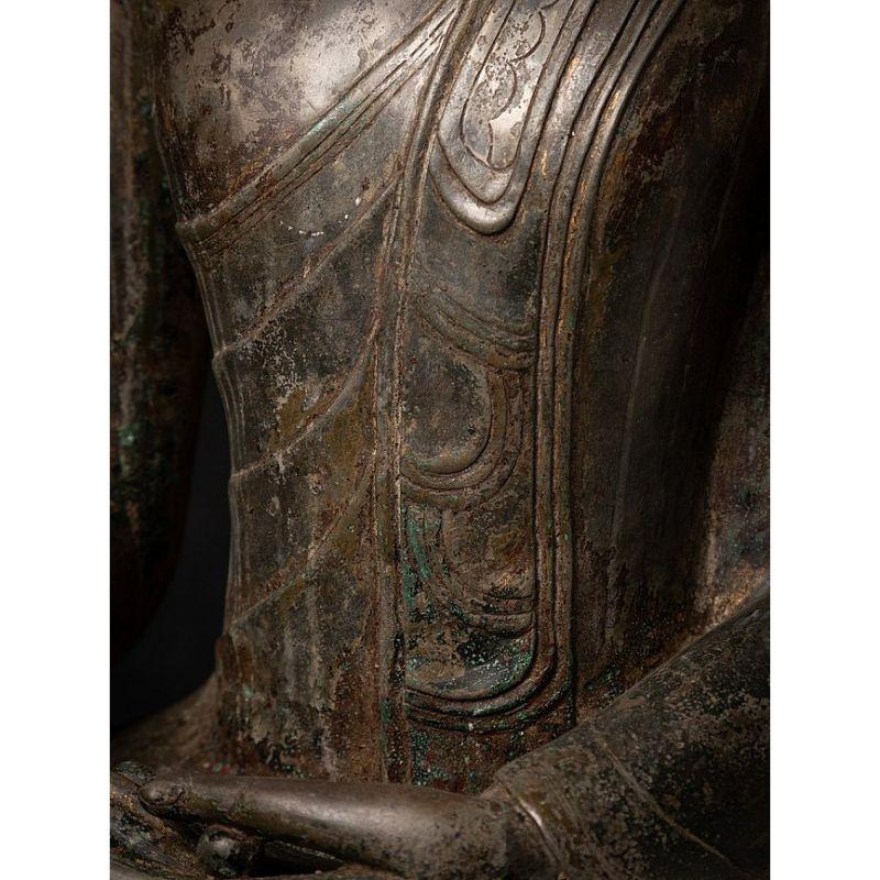 Very special large bronze Shan Buddha from Burma For Sale 6