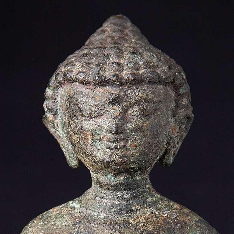 Very Special Original Bronze Bagan Buddha Statue from Burma For Sale 5