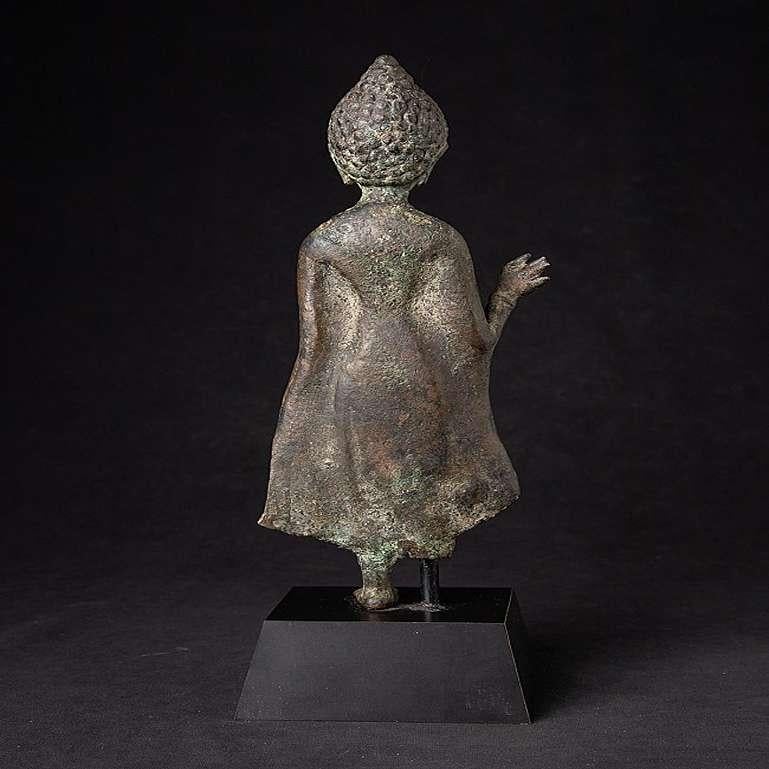 XVIIIe siècle et antérieur Très spéciale statue d'origine de Bouddha Bagan en bronze de Birmanie en vente