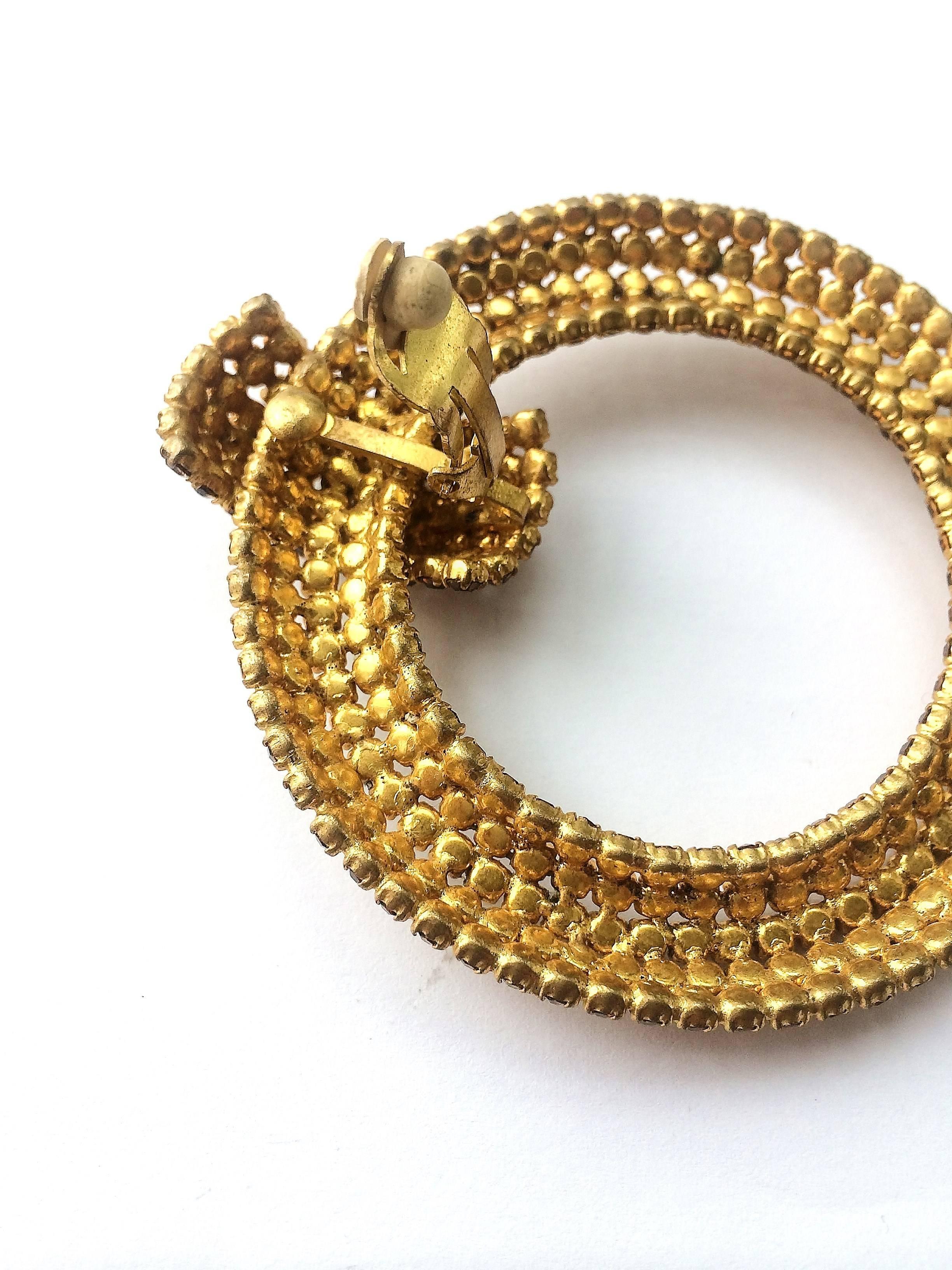  Very spectacular golden paste 'hoop' earrings, Roger JeanPierre, France, 1960s. 1