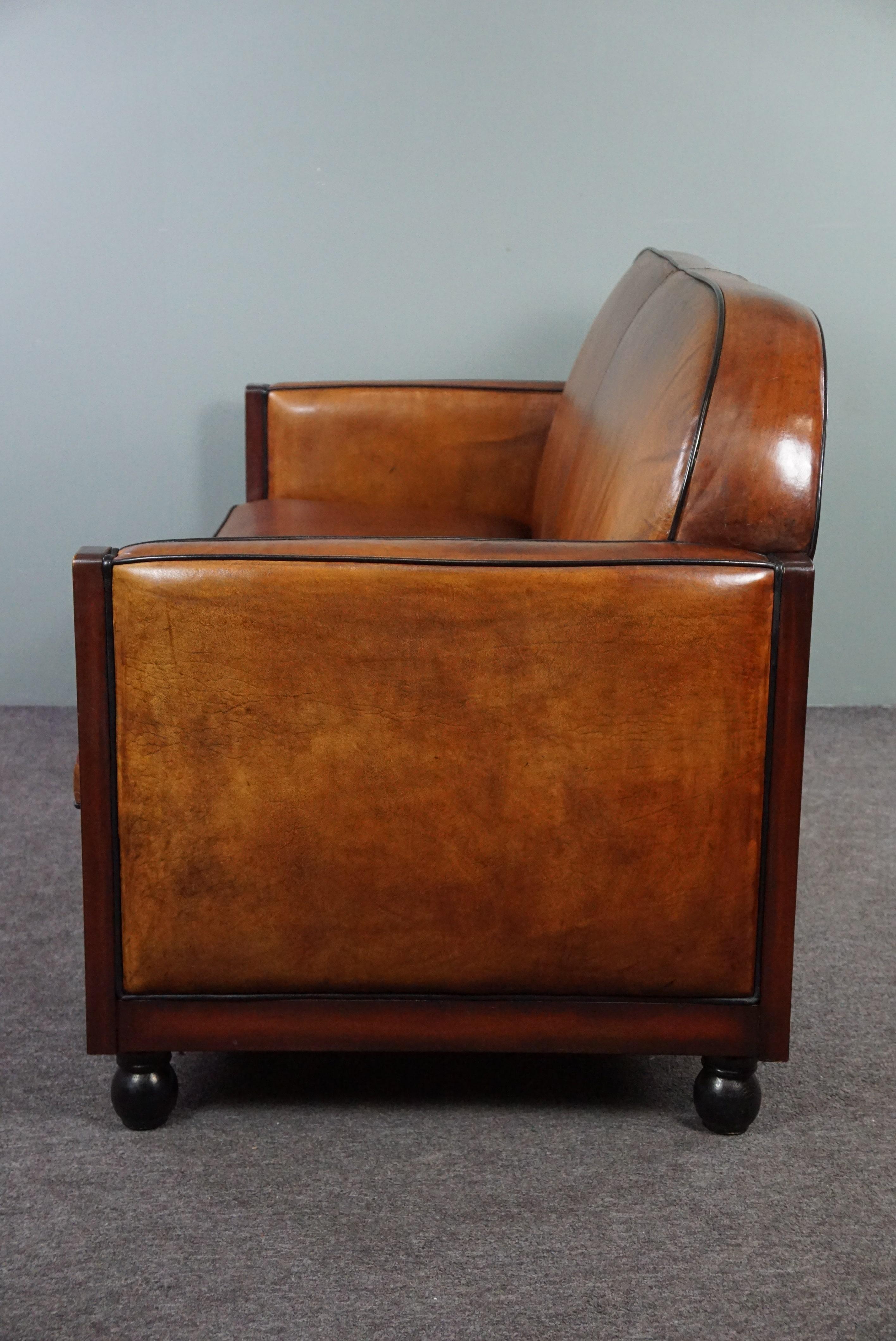 Very striking Art Deco sheepskin 2.5 seater sofa In Good Condition For Sale In Harderwijk, NL