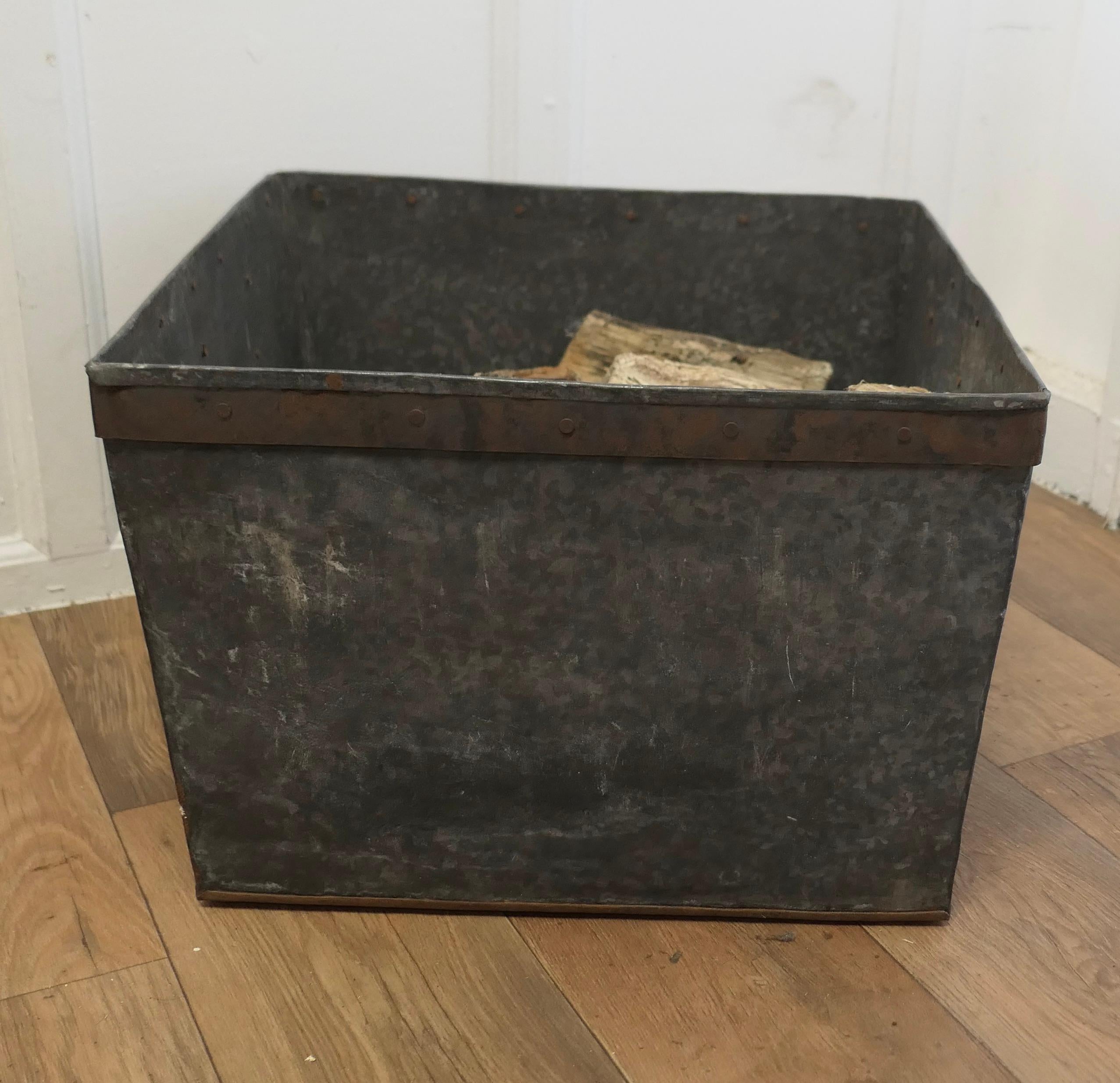 Very Strong Industrial Look Iron Banded Log Box

A good Strong Metal Log Box with large handles and reinforced with Iron Banding for added strength, this industrial looking piece makes an attractive and useful Log Box, it has impressed markings in