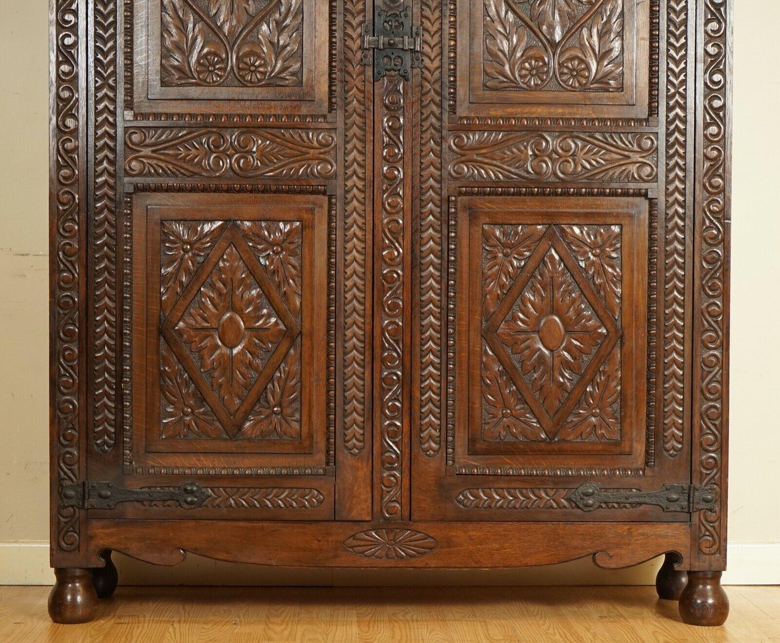 19th Century Very Stunning Heavily Carved Oak Cloakroom Housekeepers Hall Cabinet