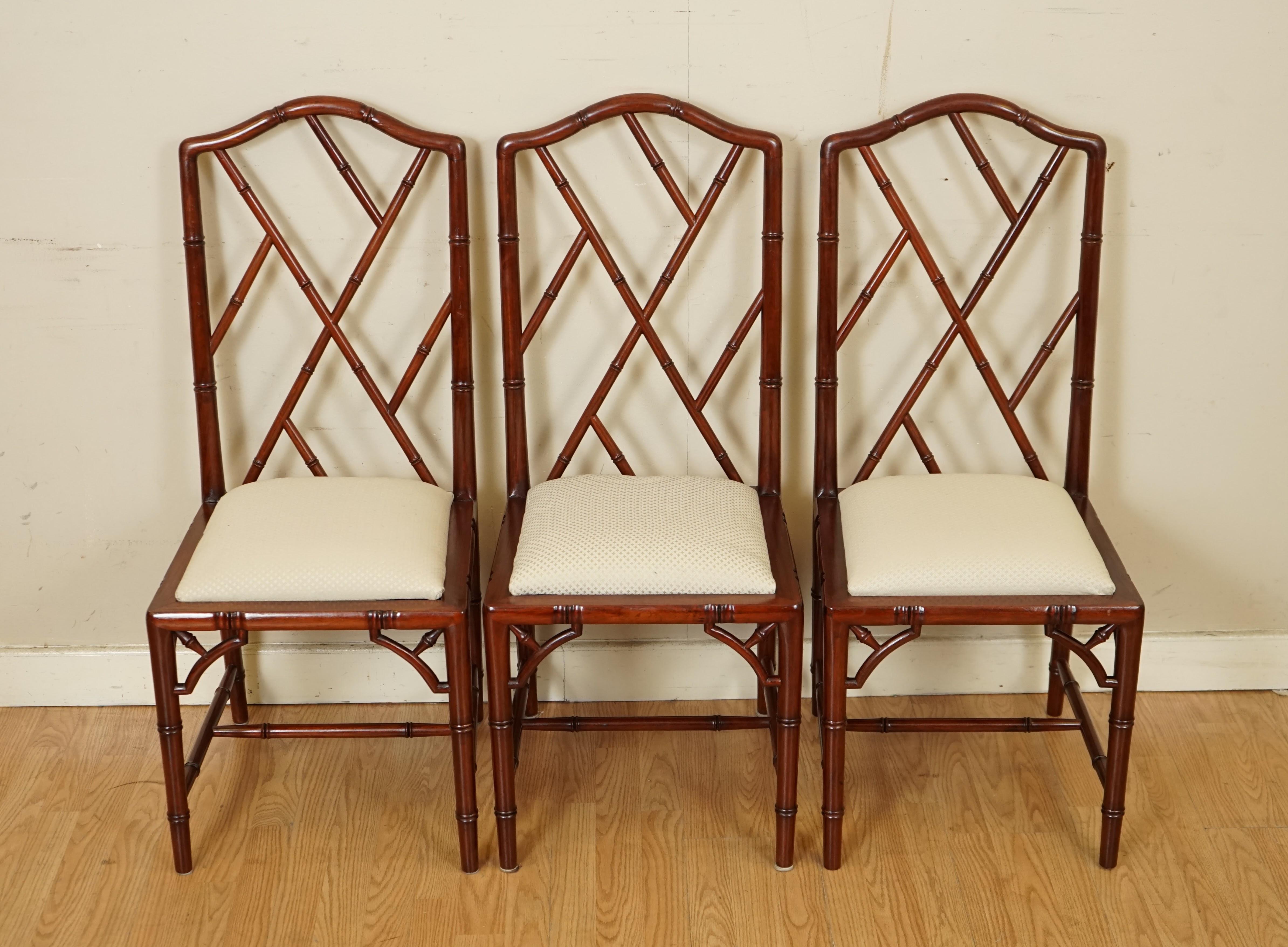 20th Century Very Stunning Set of 8 Vintage Bamboo Dinning Chairs with White Fabric Seating