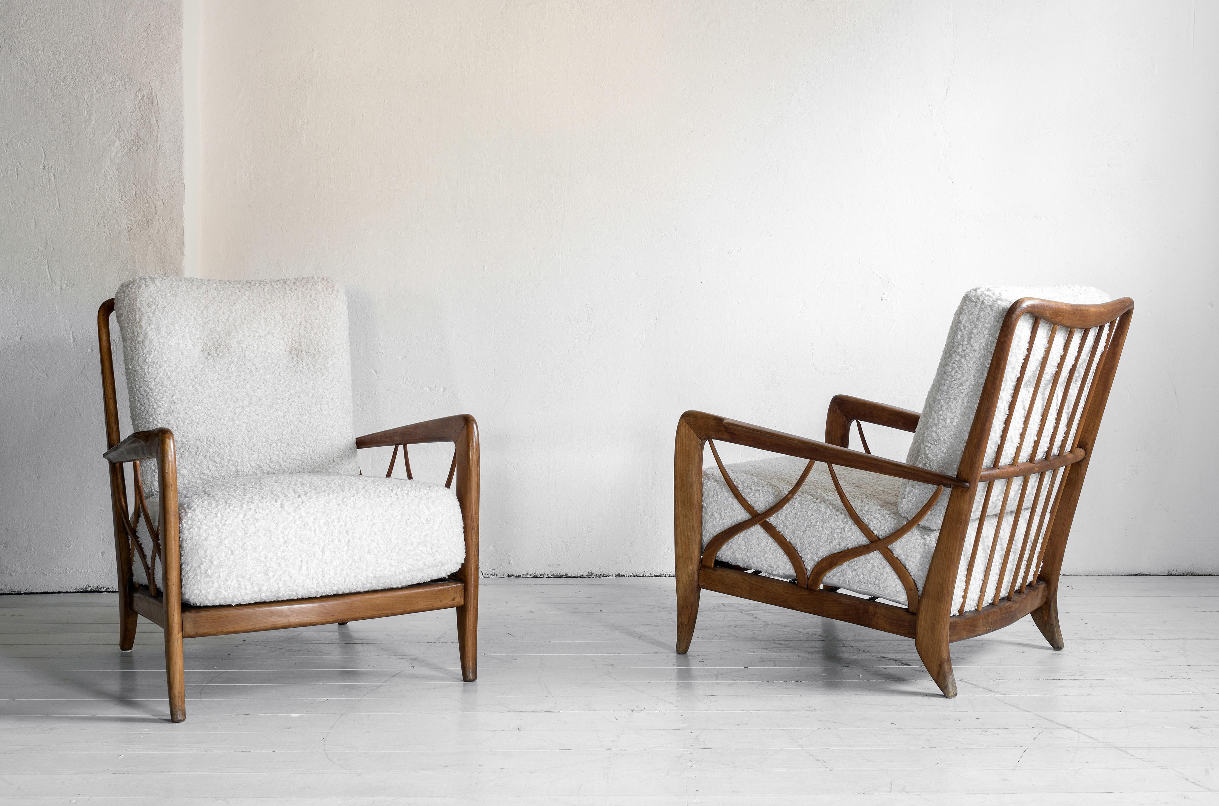 Mid-20th Century Very Stylish pair of Italian 1950ies chairs attributed to Paolo Buffa For Sale