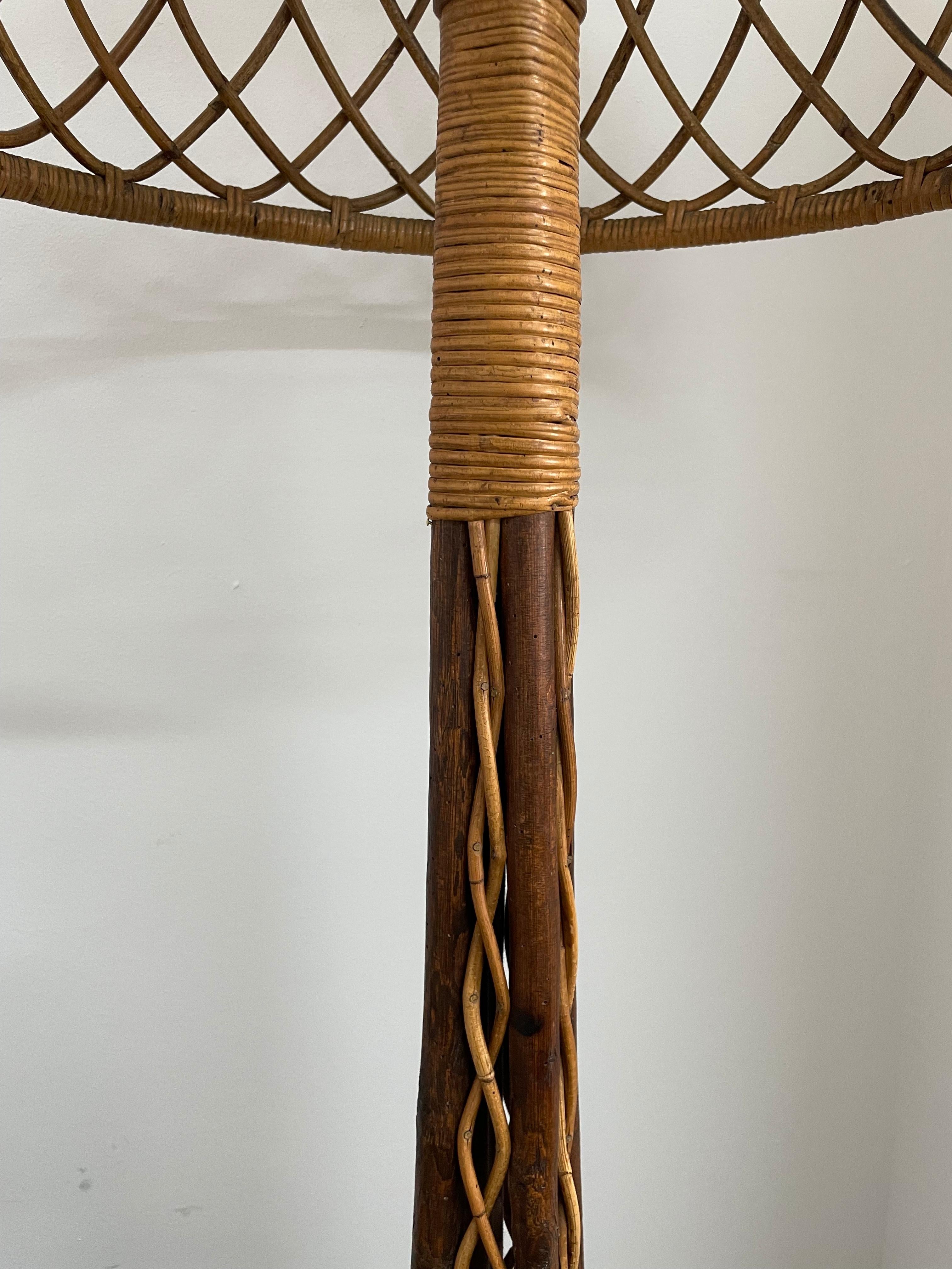 Mid-Century Modern Very Tall Italian Rattan Floor Lamp For Sale