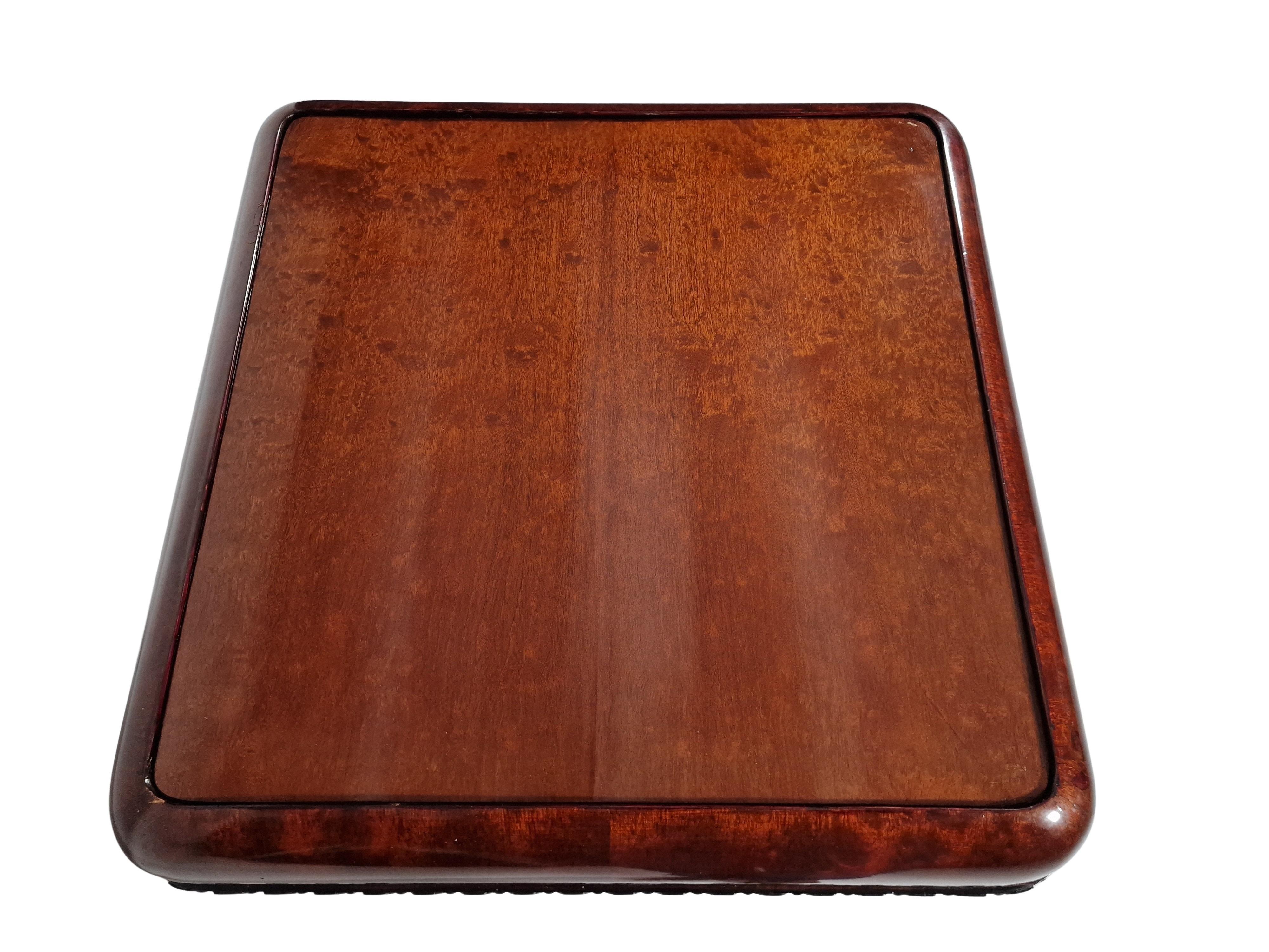Table carrée de très bon goût, Sécession, Art Nouveau Jugendstil, 1910 Autriche en vente 2