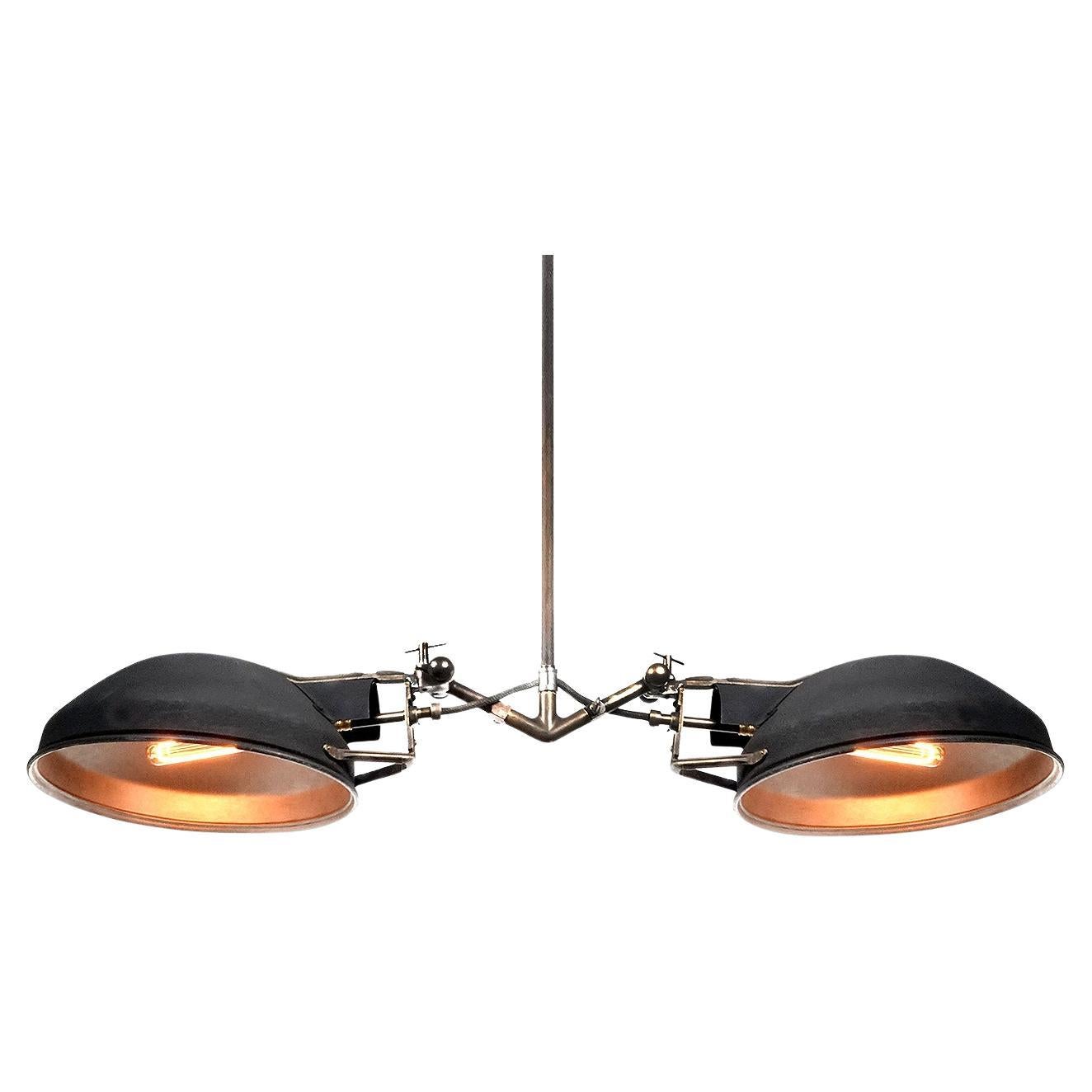 Lustre industriel à double abat-jour très unique en vente