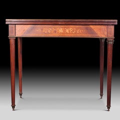 Table de jeu en bois exotique incrustée très inhabituelle